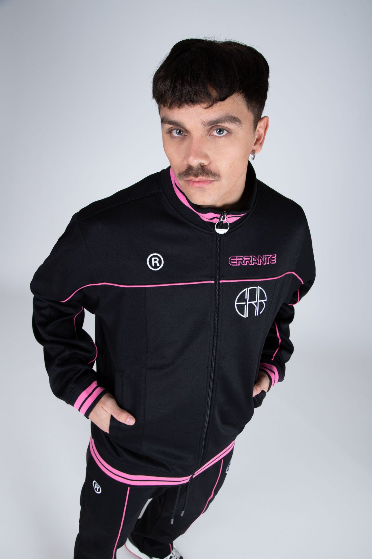 Chaqueta Zip Groovy Negro ERRANTE