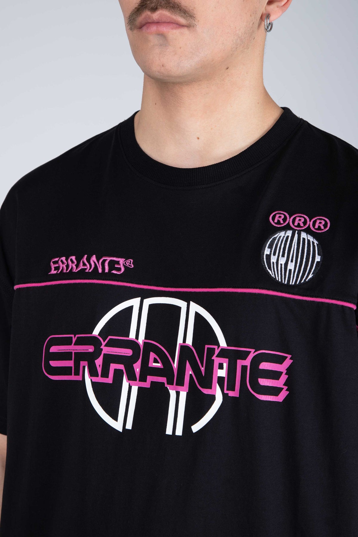 Polera M/C Groovy Negro ERRANTE