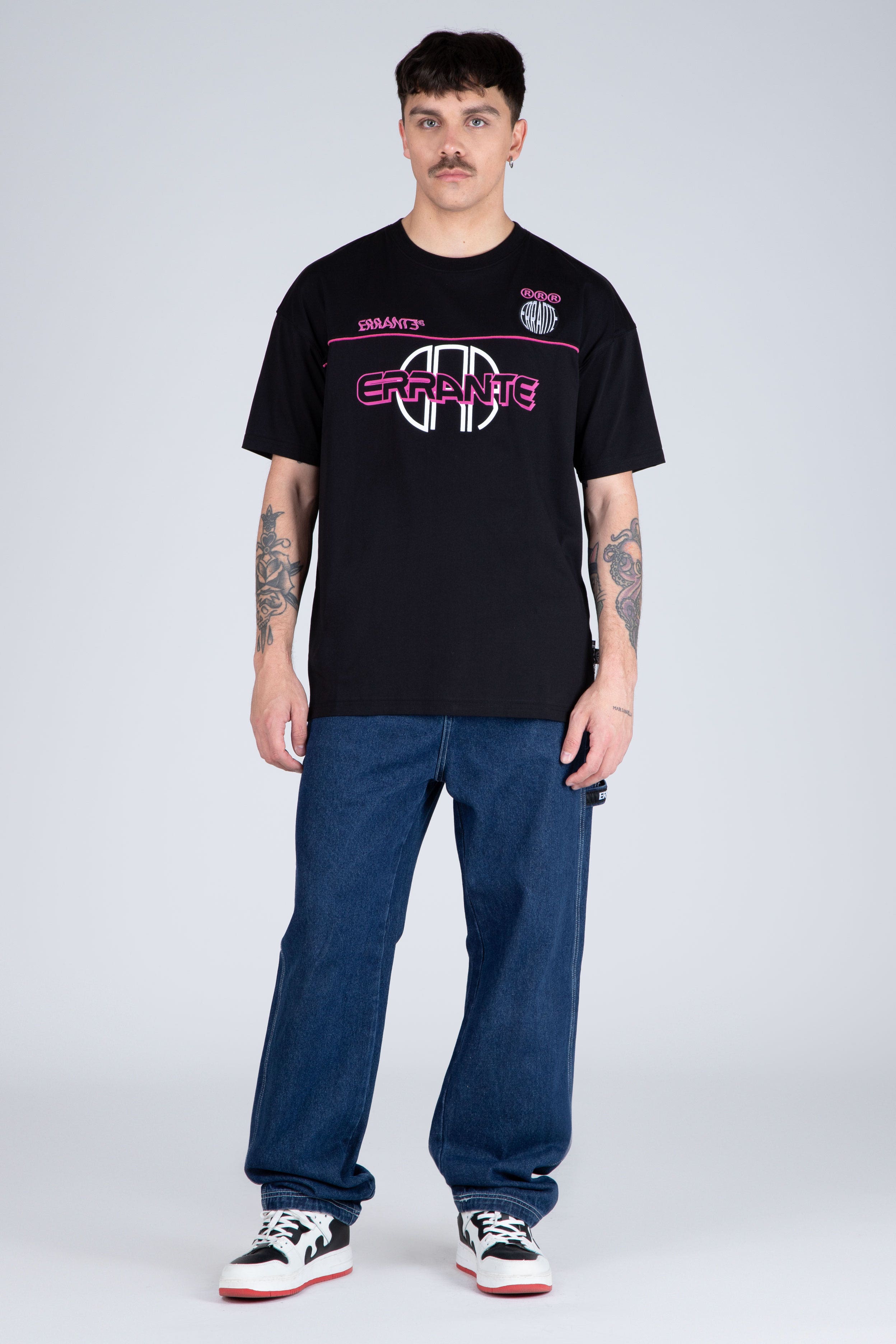 Polera M/C Groovy Negro ERRANTE