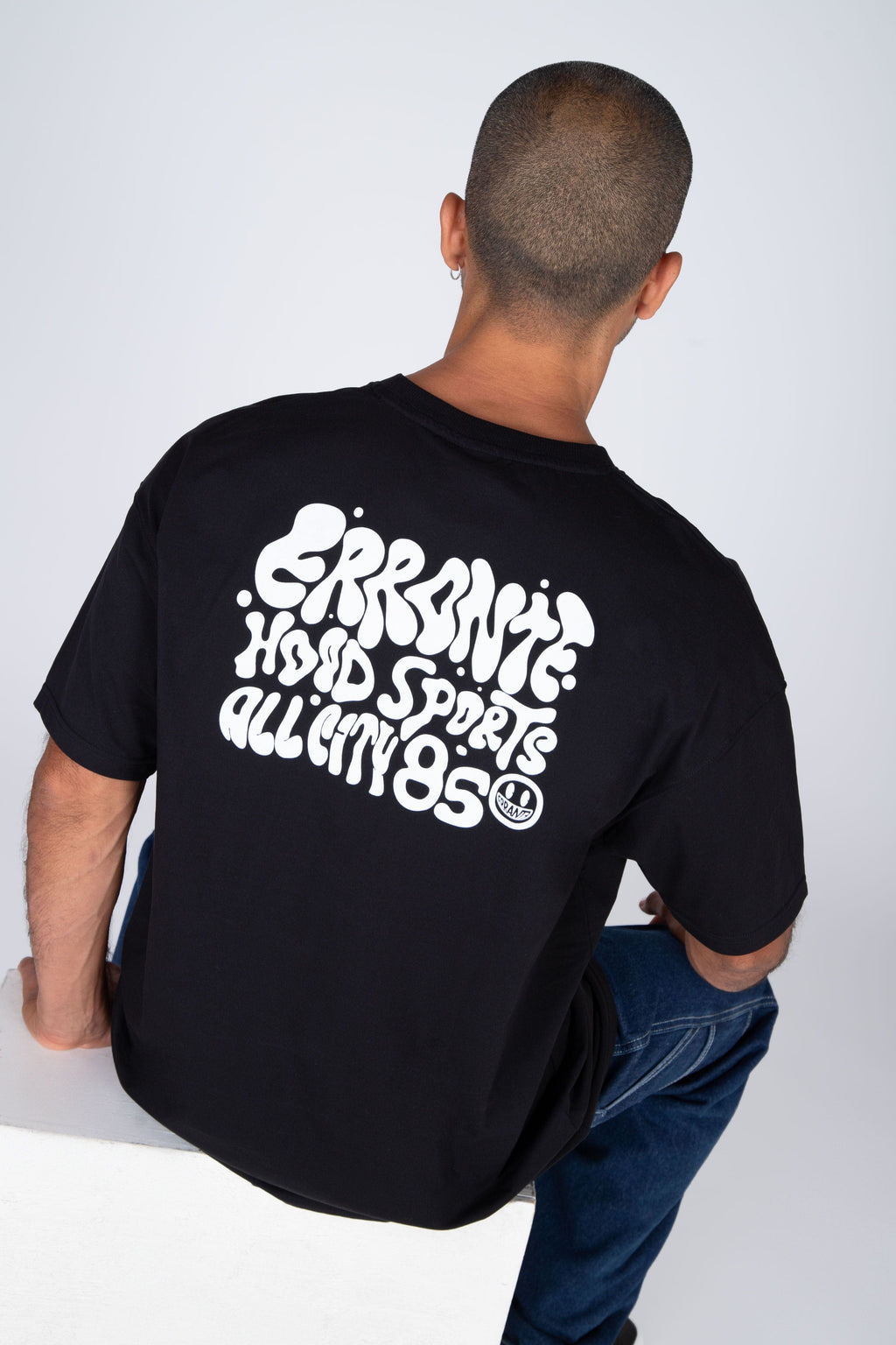 Polera M/C Gallery Negro ERRANTE