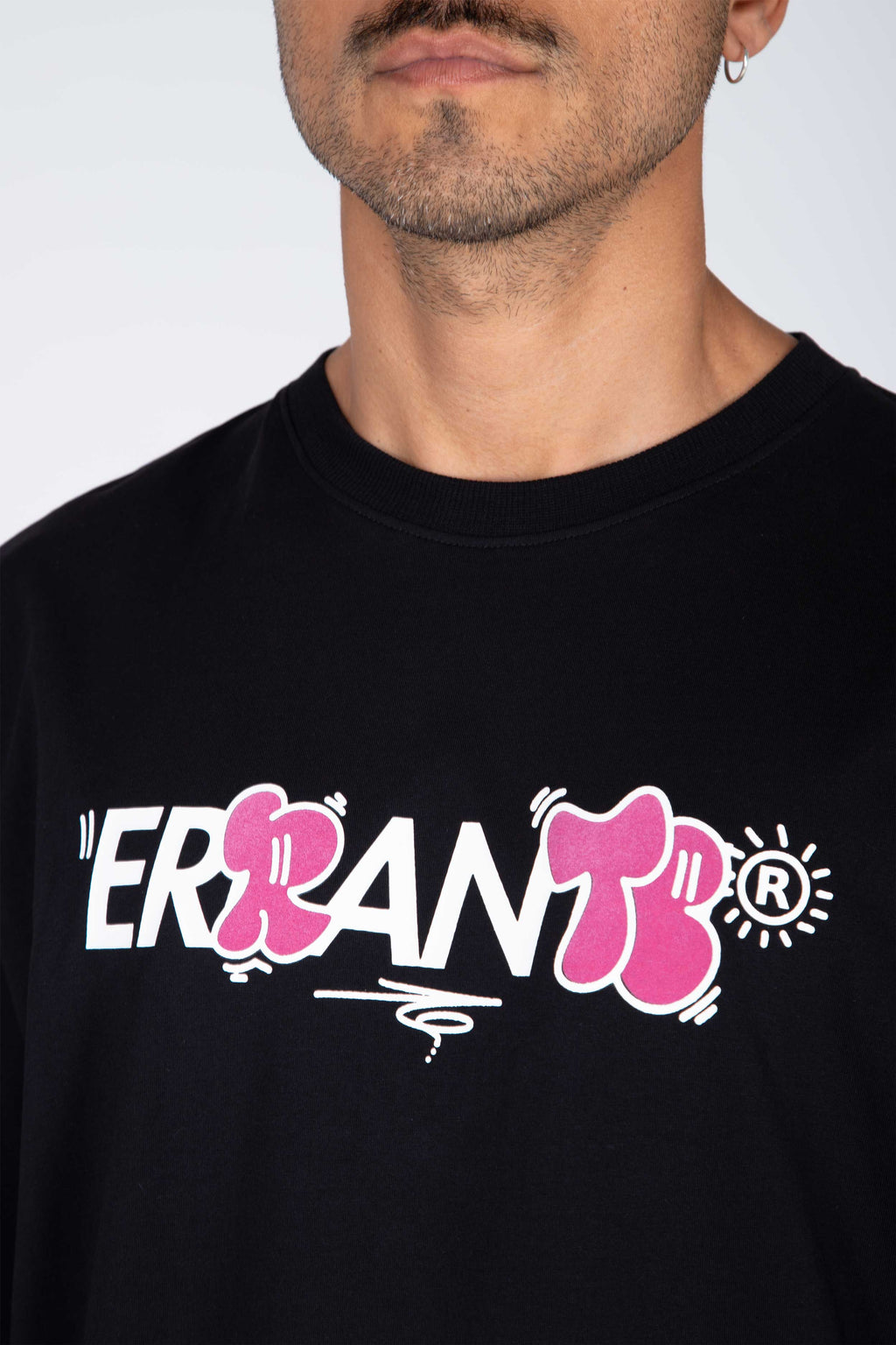 Polera M/C Sunny Street Negro ERRANTE