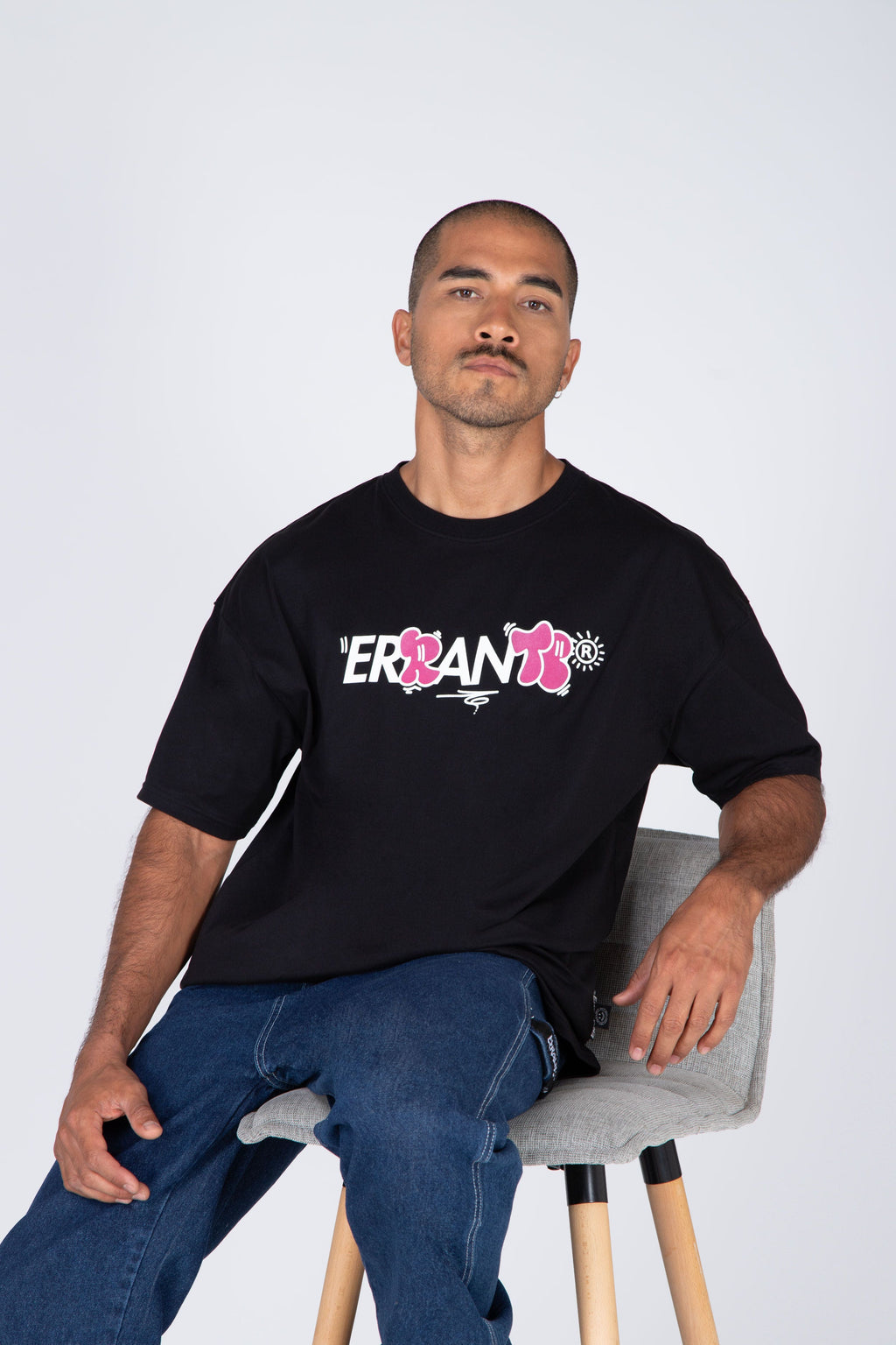 Polera M/C Sunny Street Negro ERRANTE