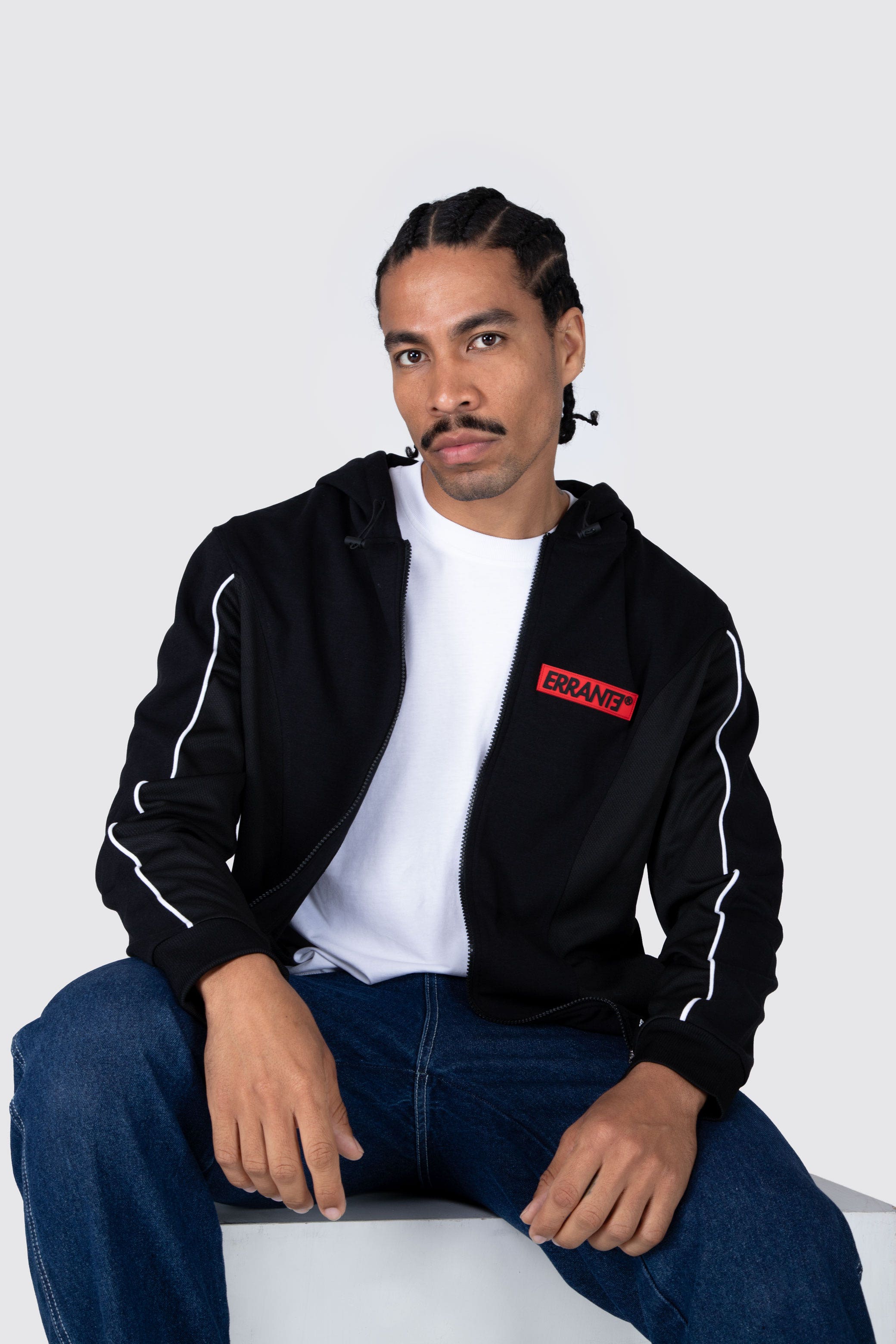 Poleron Zip Spring Negro ERRANTE
