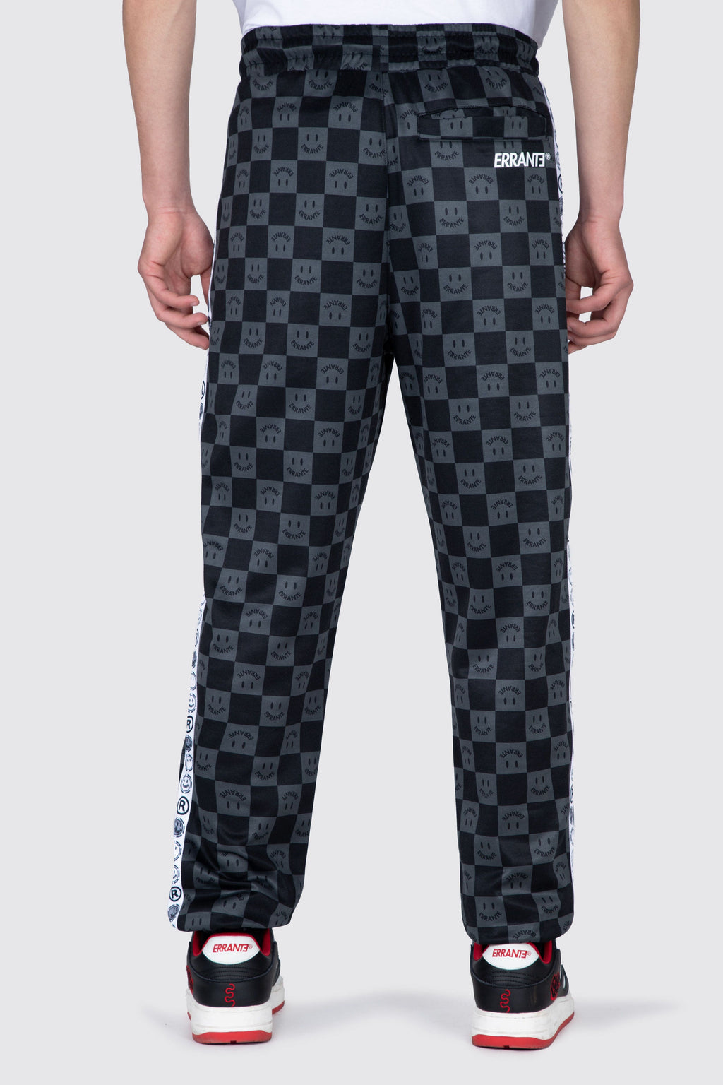 Jogger Edge Negro ERRANTE
