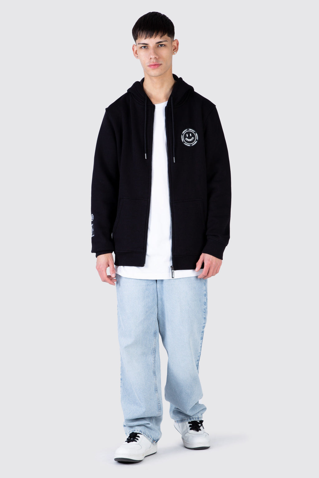 Poleron Zip Smile Trend Negro ERRANTE 