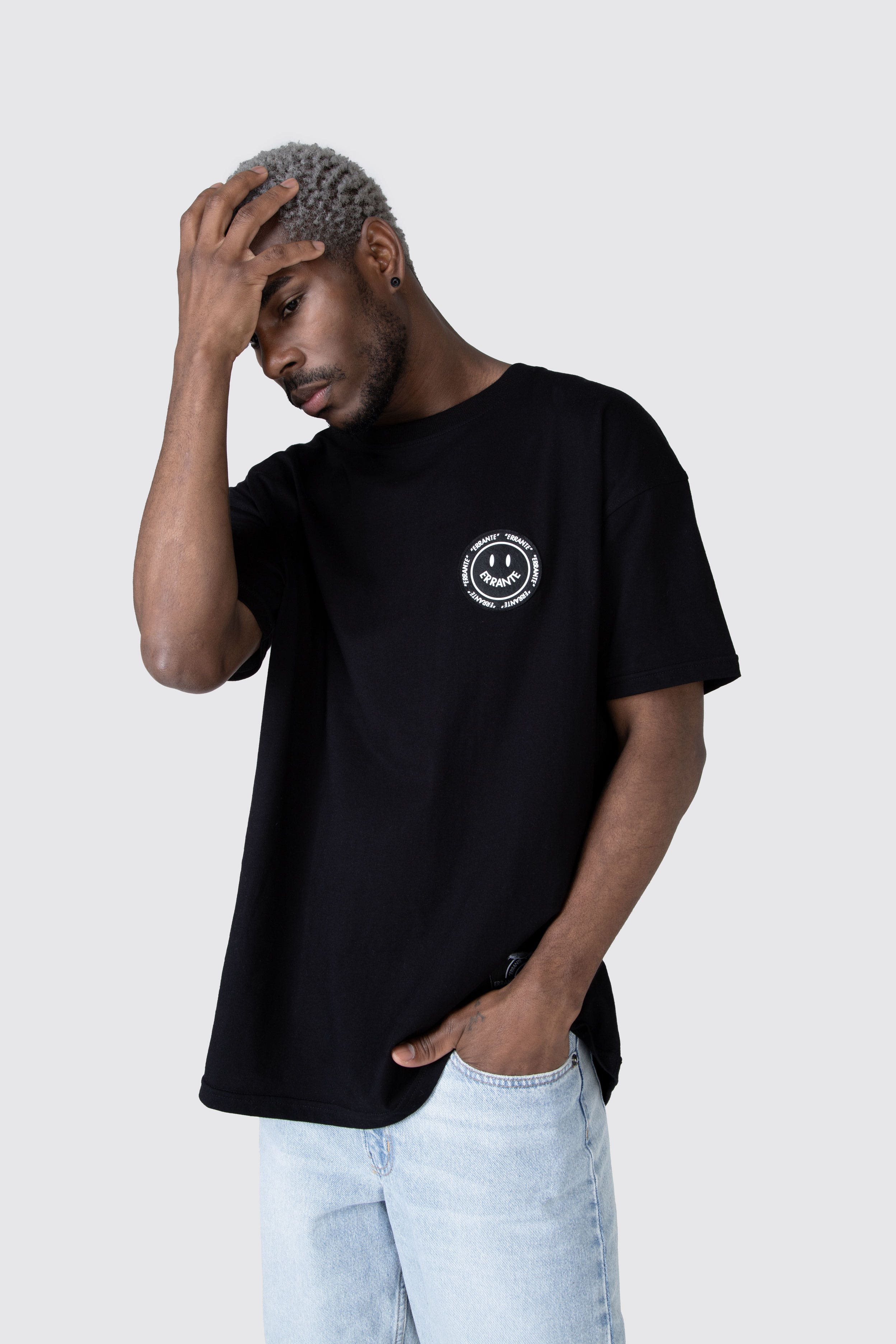 Polera M/C Smile Trend Negro ERRANTE 