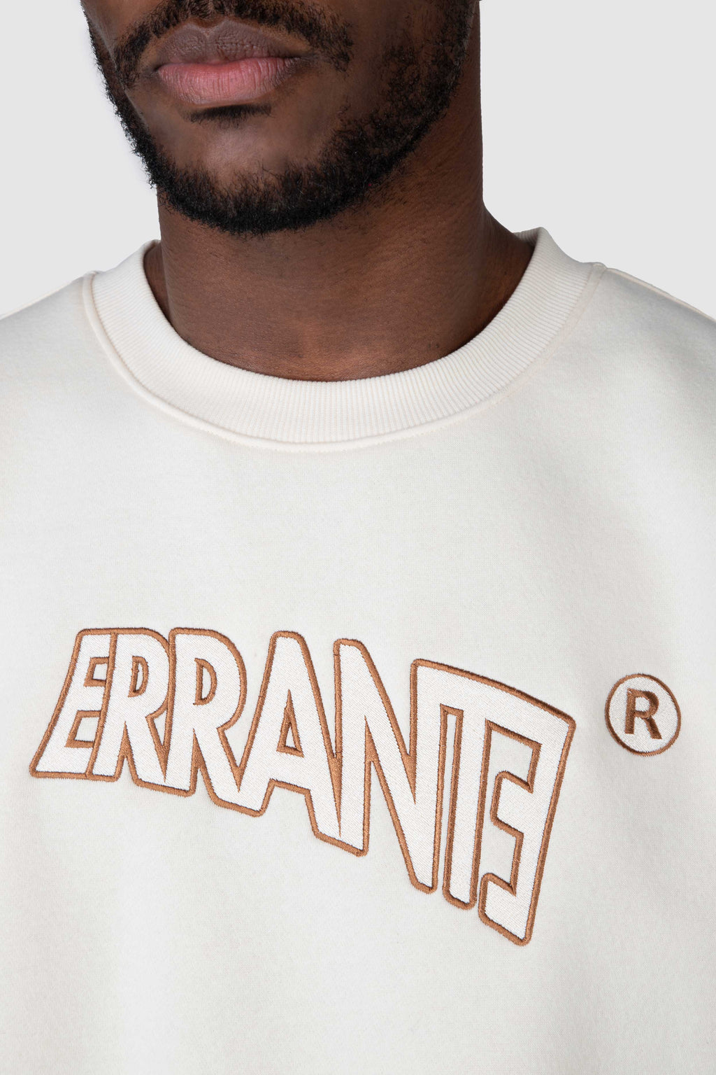 Poleron Crew Neck Box Groovy Blanco Errante 