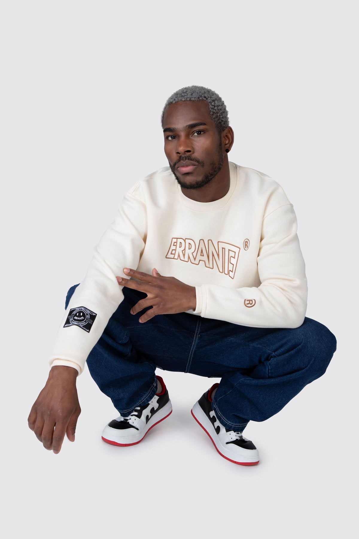 Poleron Crew Neck Box Groovy Blanco Errante 