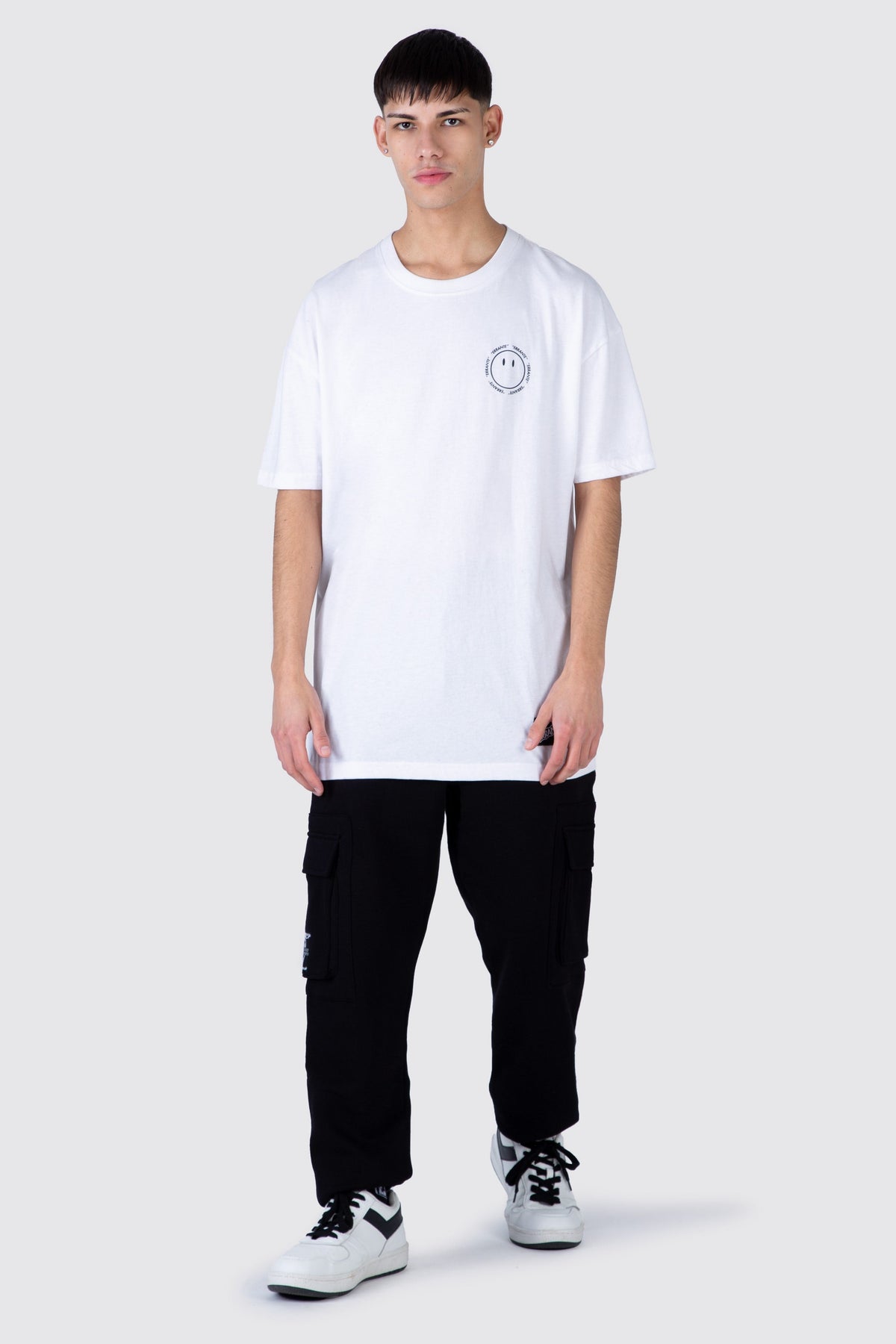 Jogger Cargo Box Groovy Negro ERRANTE 