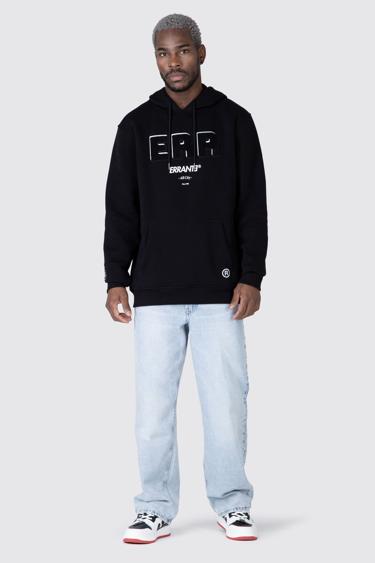 Poleron Hood Pop Up Negro ERRANTE 