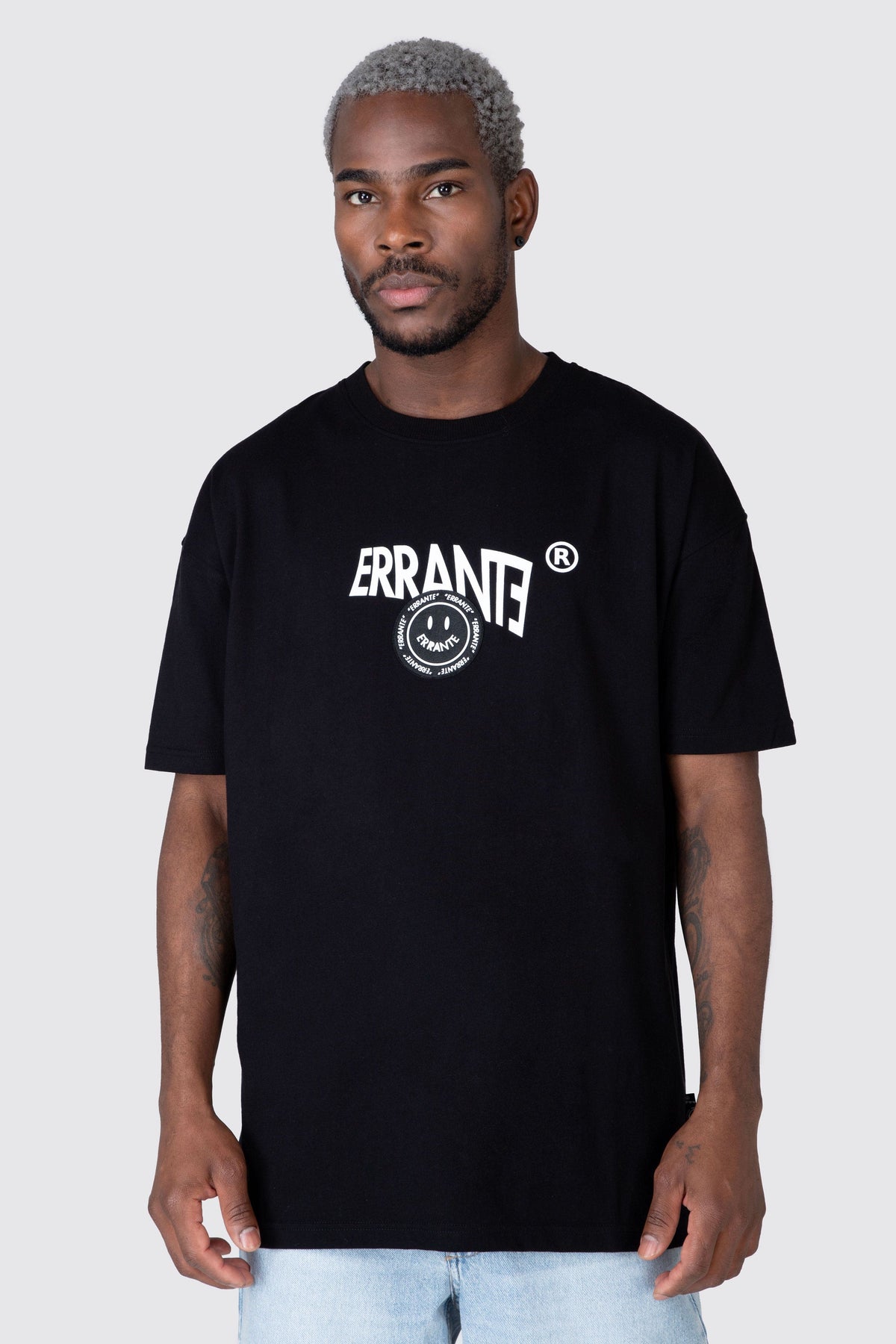 Polera M/C Boxy Negro ERRANTE 