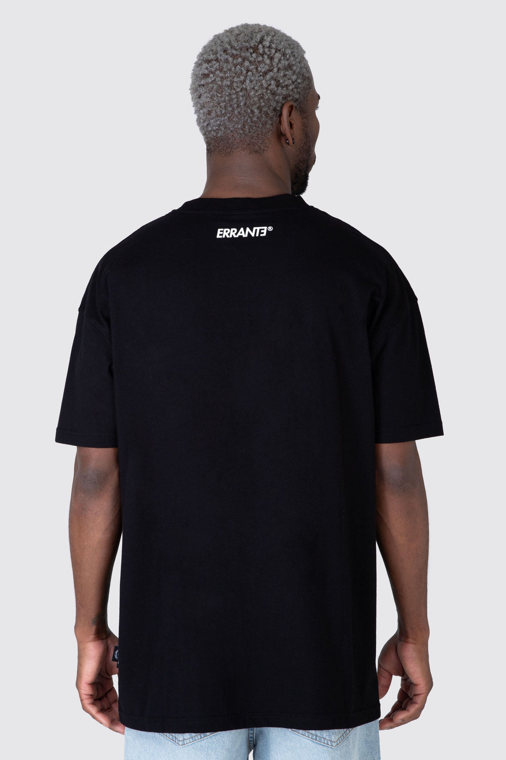 Polera M/C Boxy Negro ERRANTE 