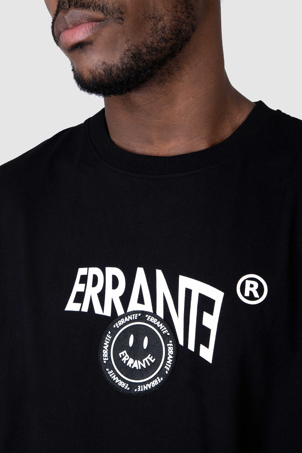 Polera M/C Boxy Negro ERRANTE 