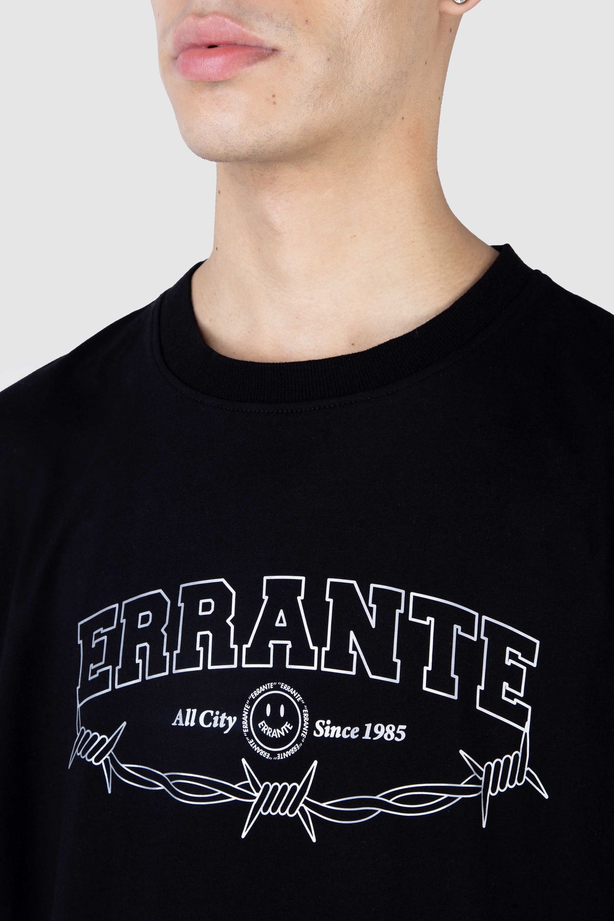 Polera M/C Wired Negro ERRANTE 