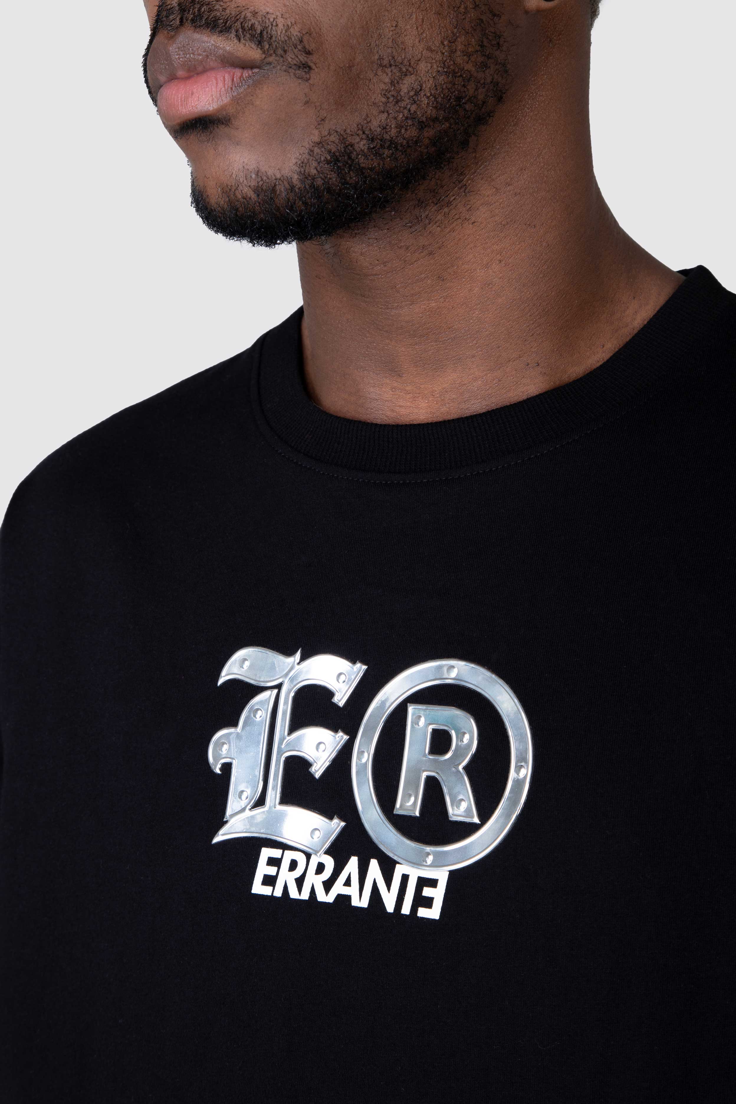 Polera M/C Metallik Negro ERRANTE 