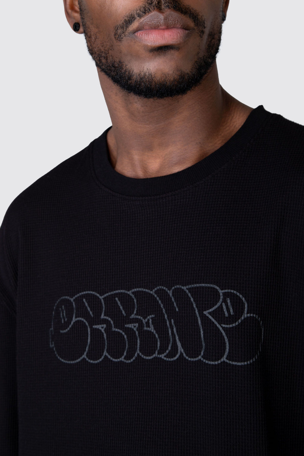 Polera M/L Figure Negro ERRANTE