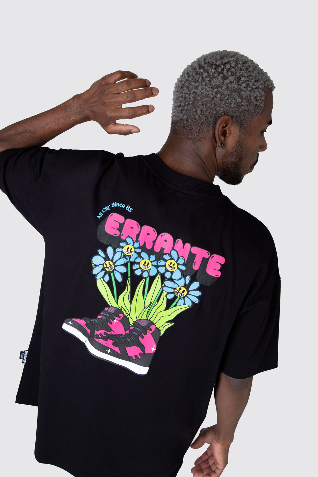 Polera M/C Sneaker Pot Negro Errante 