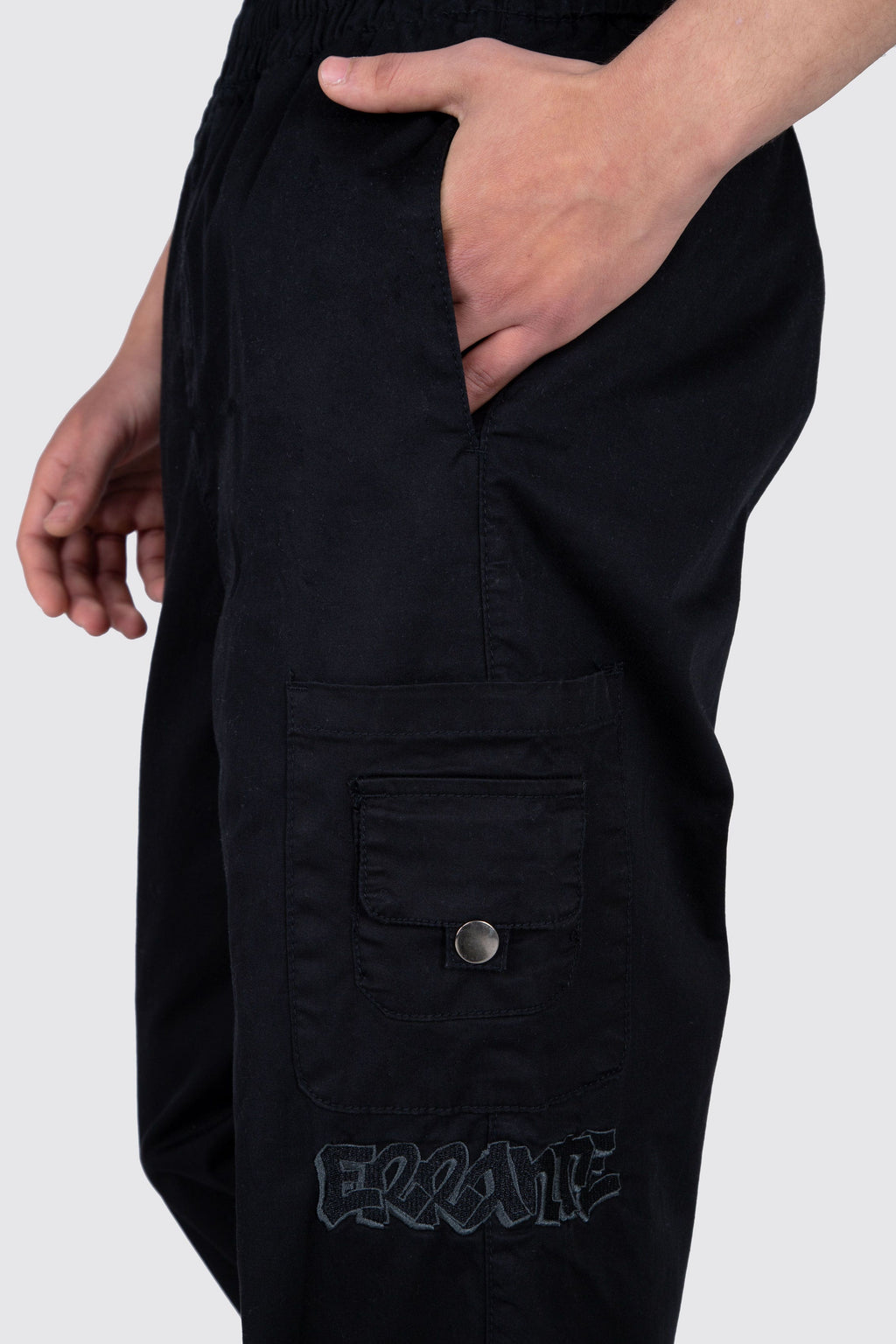 Pantalon Graf Wear Negro ERRANTE 