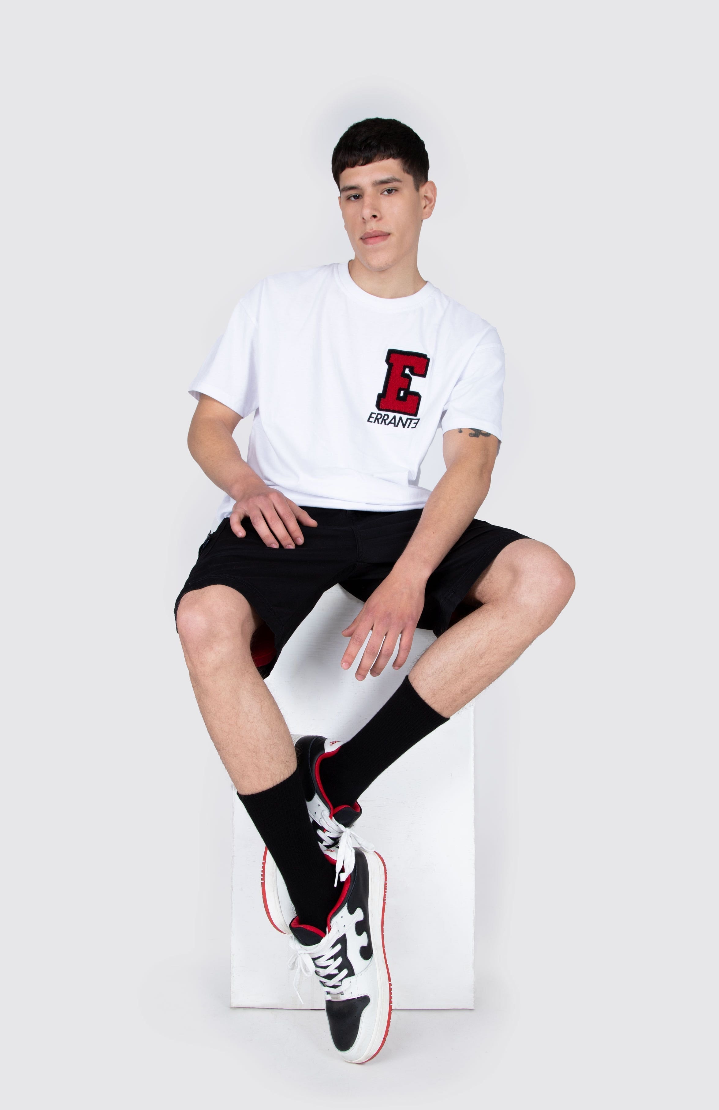 Short Graf Wear Negro ERRANTE 