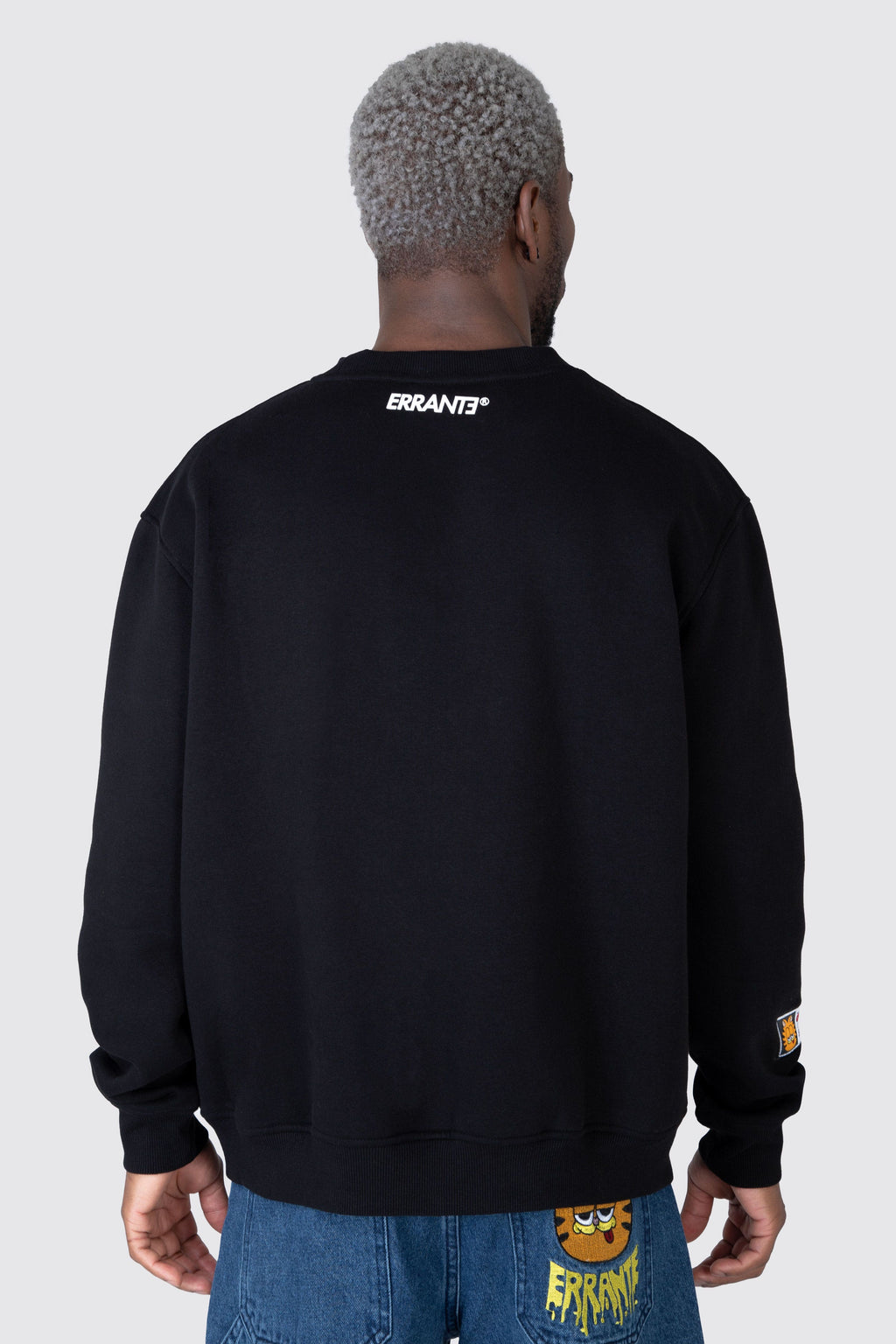 Poleron Crew Neck Garfield Wandering Whisker Negro ERRANTE 