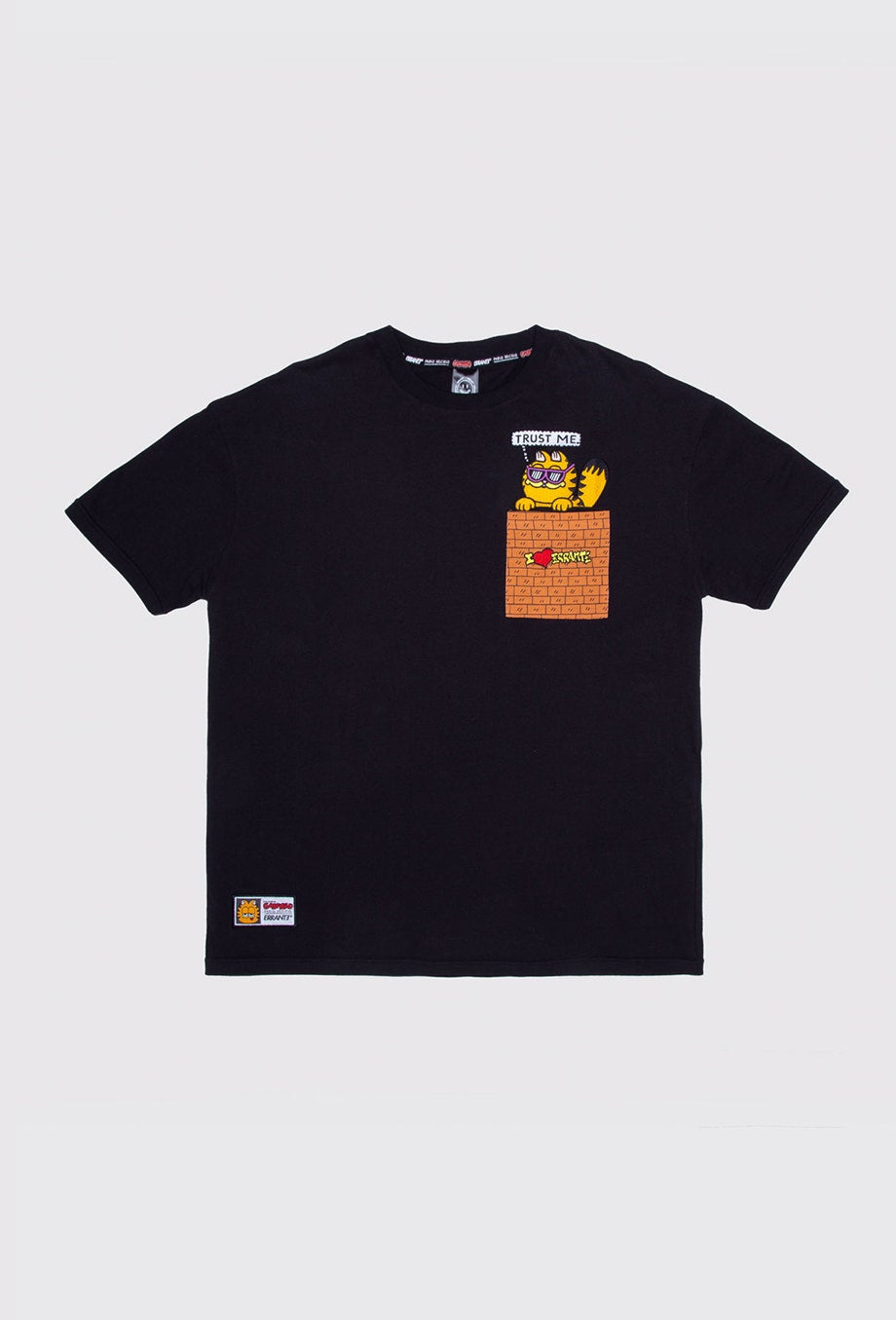 Polera M/C Garfield Brick Negro ERRANTE 
