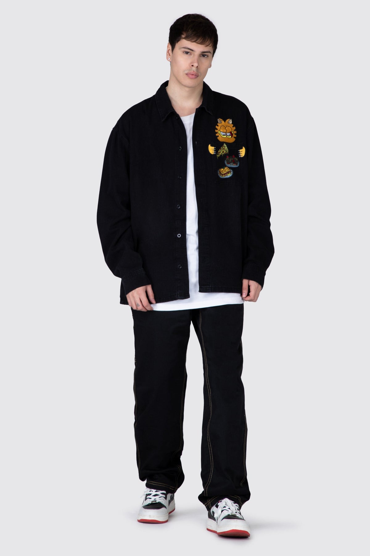 Camisa M/L Garfield Hidden Cat Negro ERRANTE 
