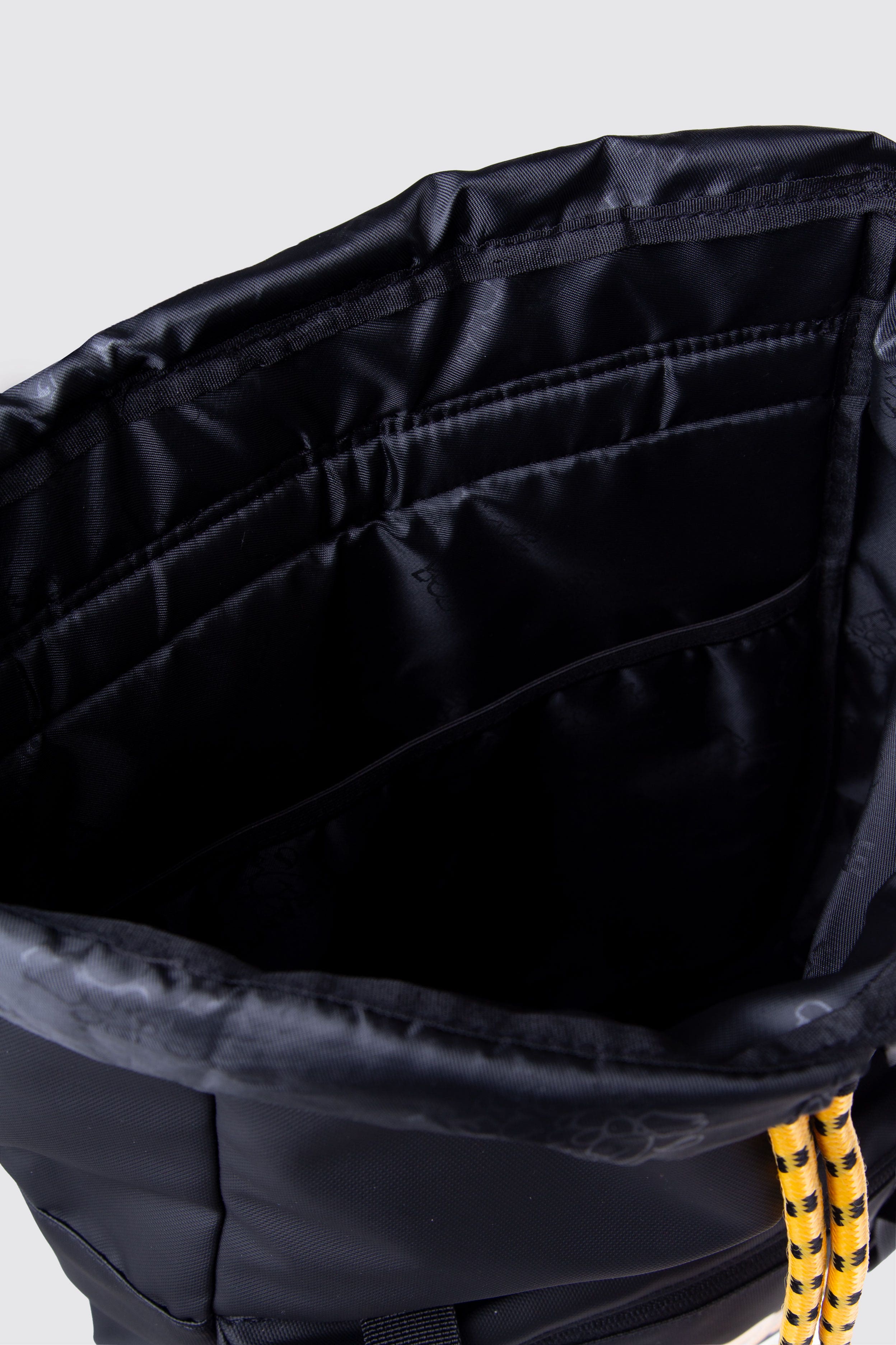 Mochila Garfield Triple Ego Negro ERRANTE 