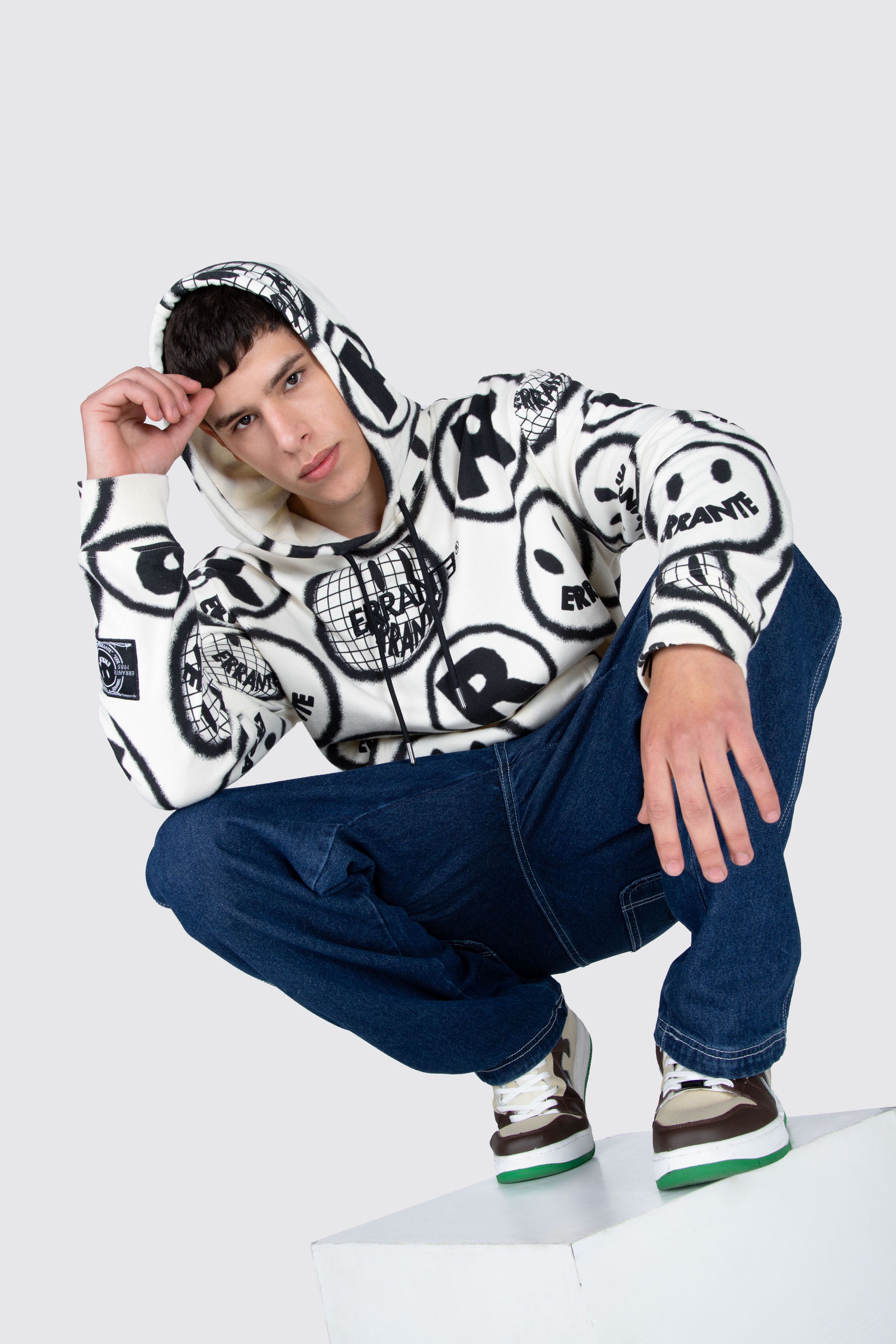 Poleron Hood Happy Soul Blanco ERRANTE