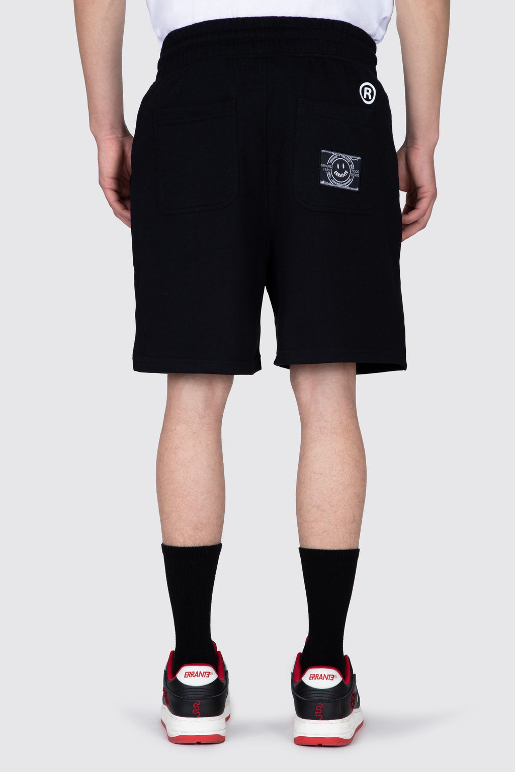 Short Off Status Negro ERRANTE