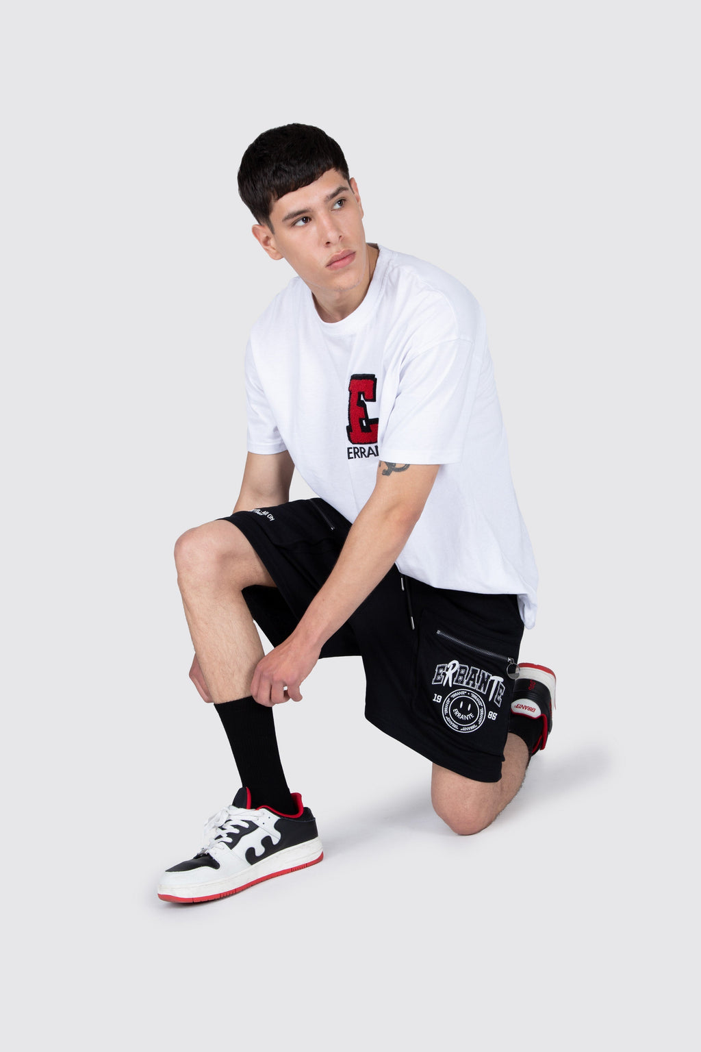 Short Also Negro ERRANTE