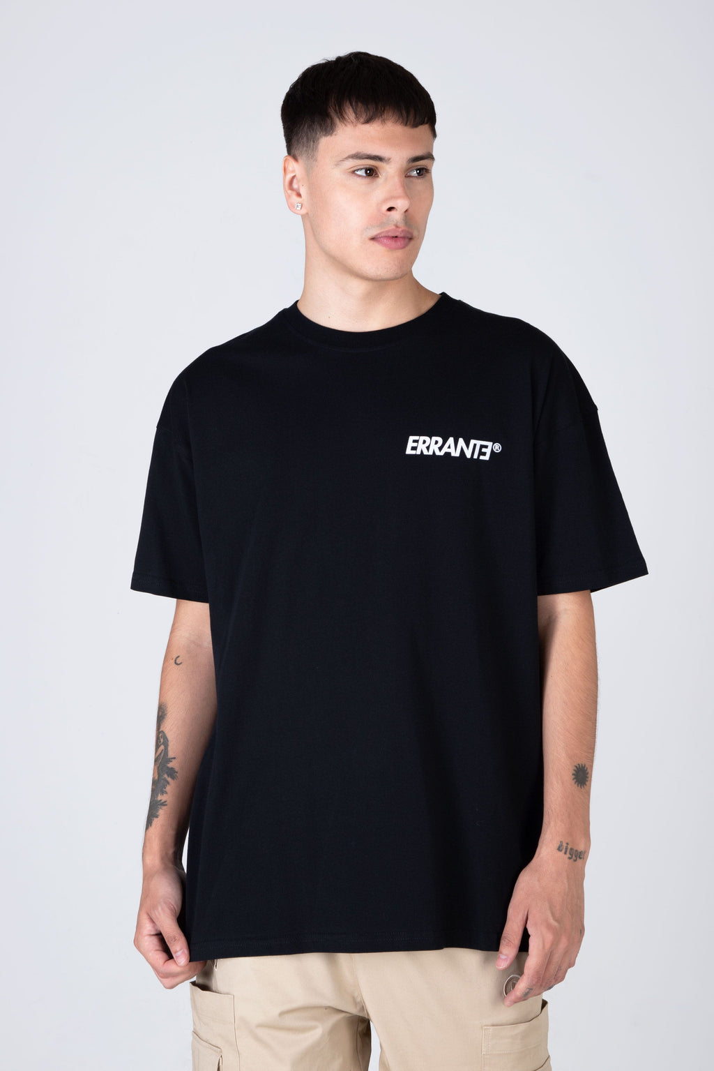 Polera M/C Line Negro ERRANTE