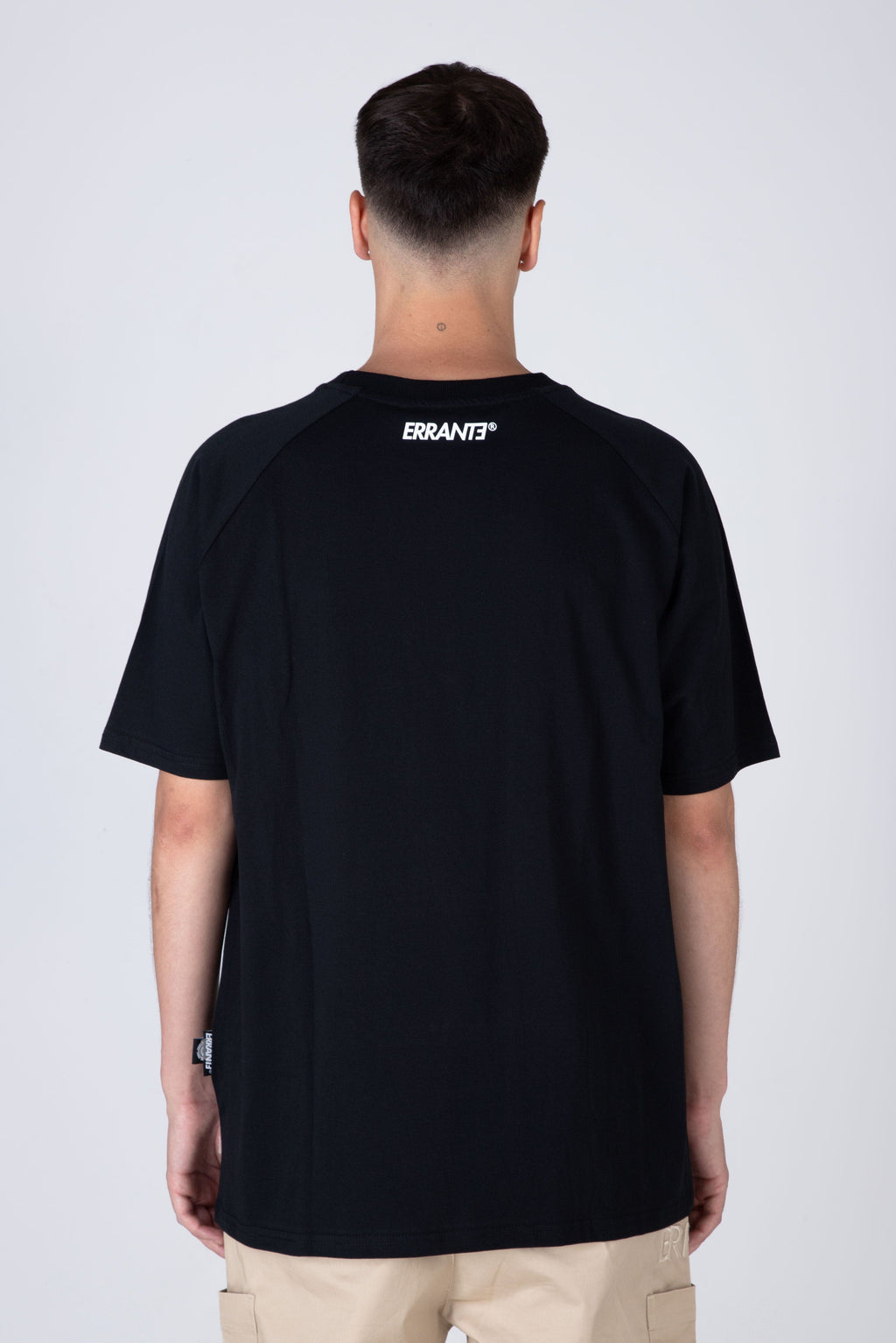 Polera M/C Film Negro ERRANTE