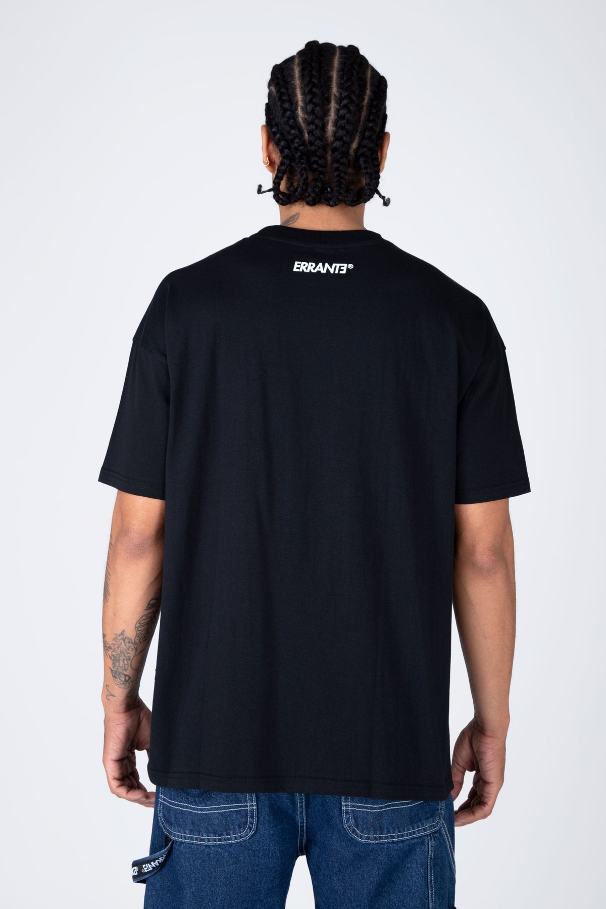 Polera M/C Plate Negro ERRANTE