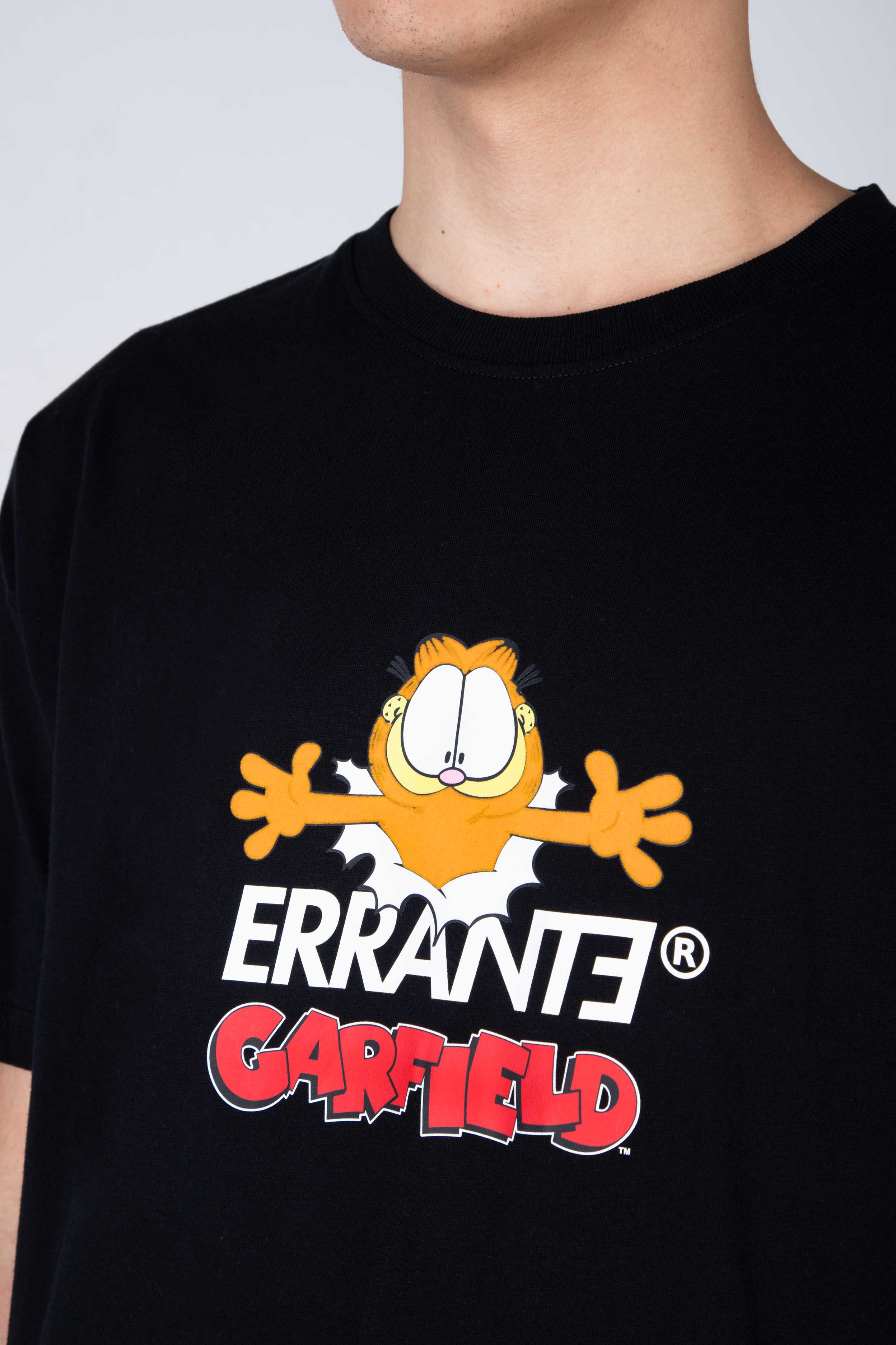 Polera M/C Garfield All Messy Negro ERRANTE