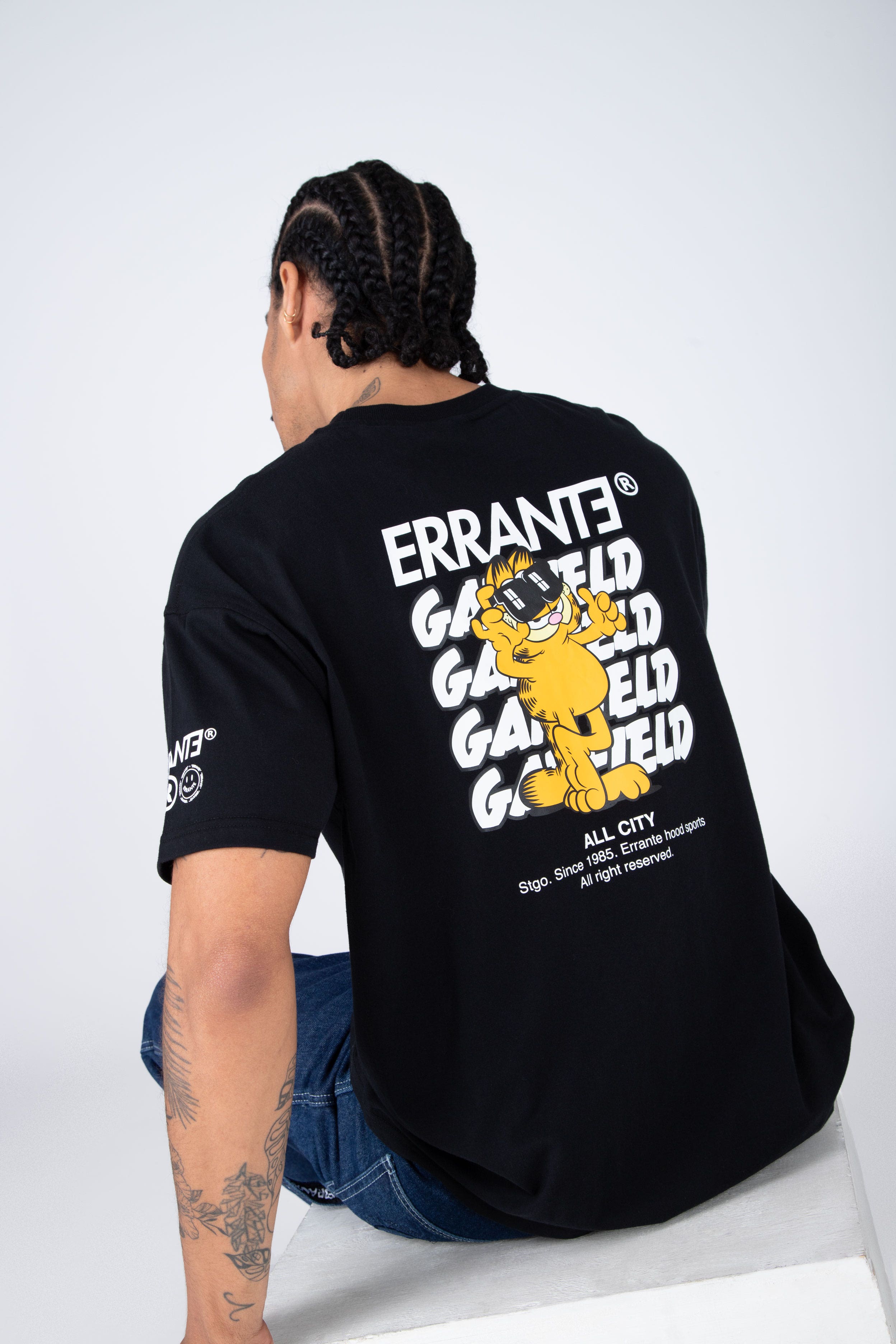 Polera M/C Garfield Cool Cat Negro ERRANTE