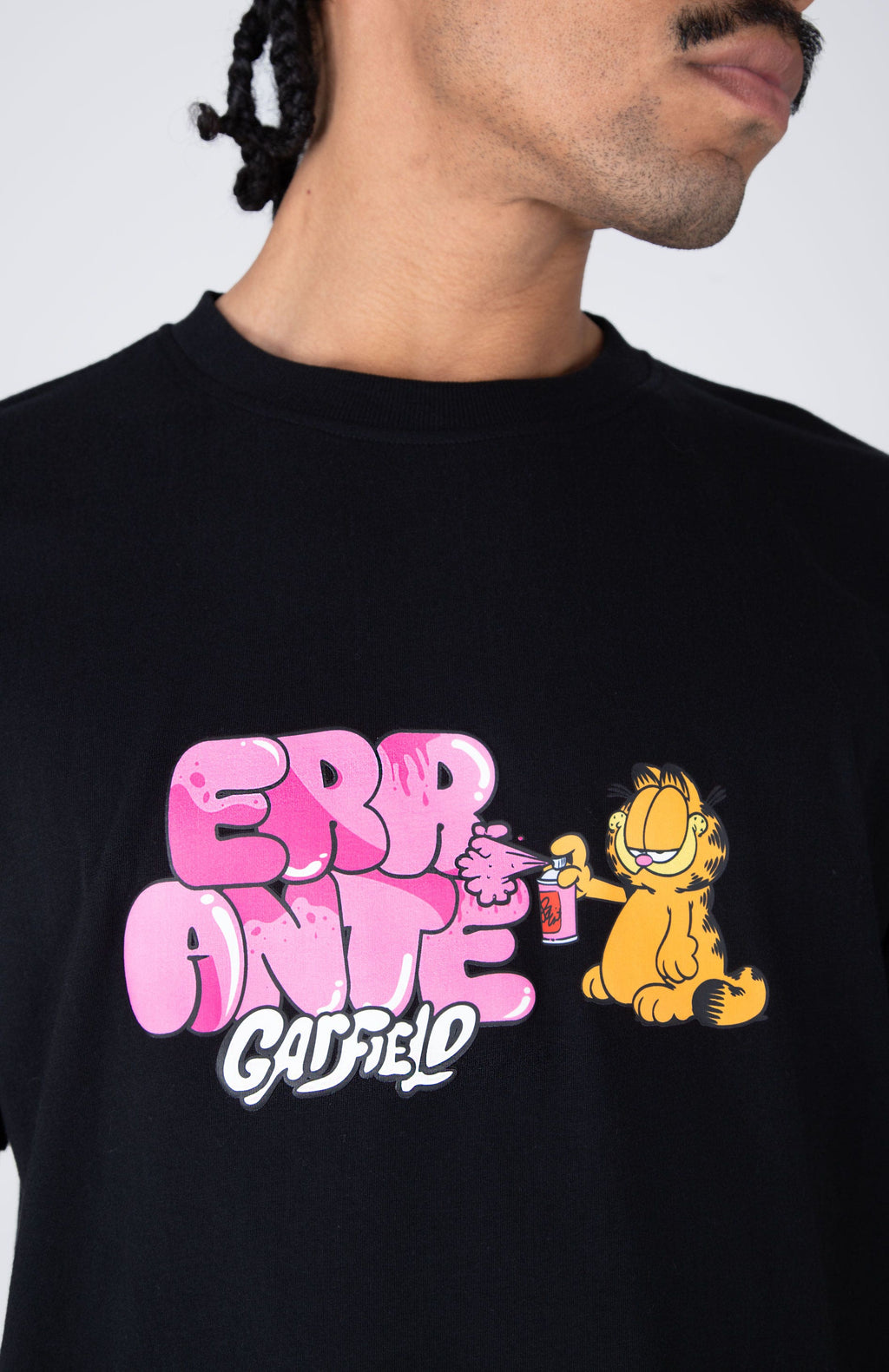Polera M/C Garfield Innocent Negro ERRANTE