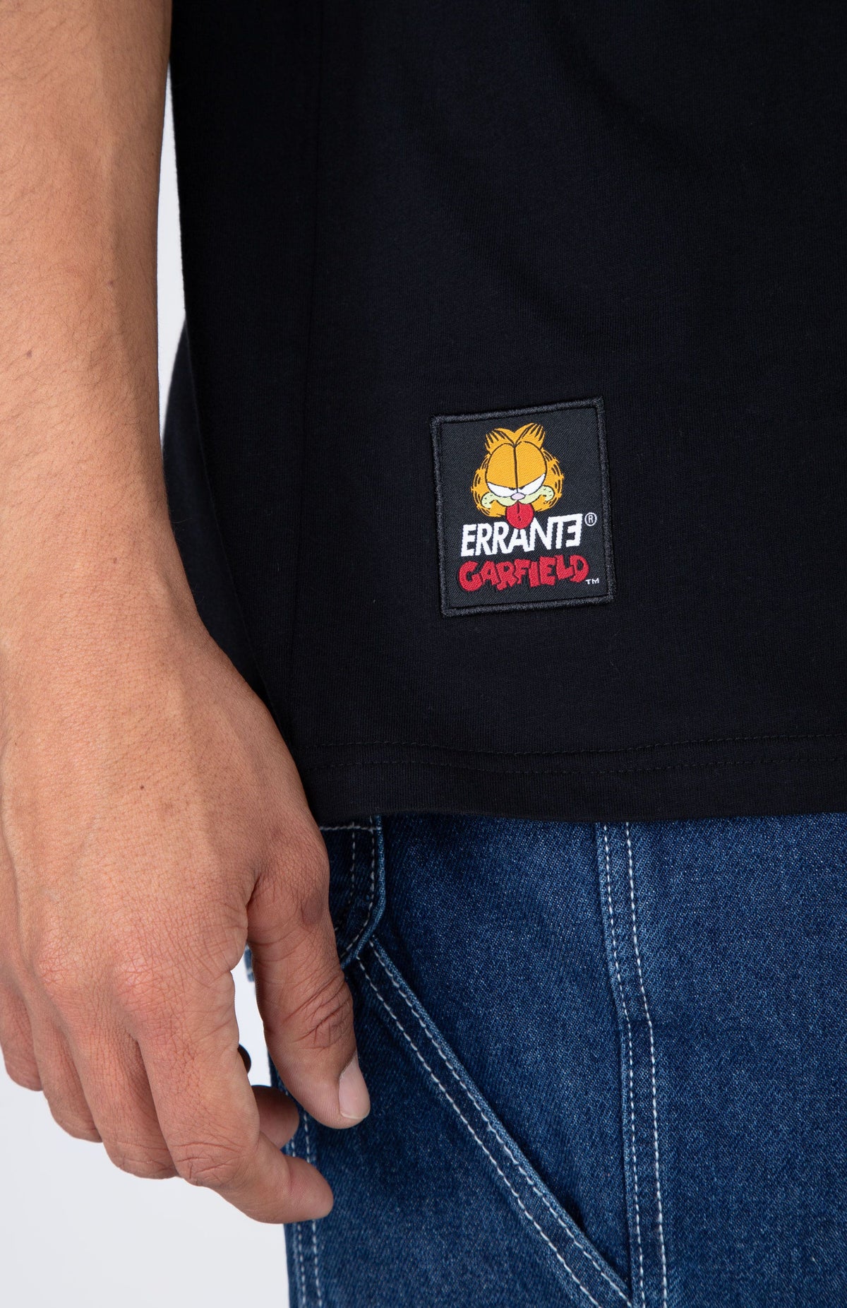 Polera M/C Garfield Innocent Negro ERRANTE