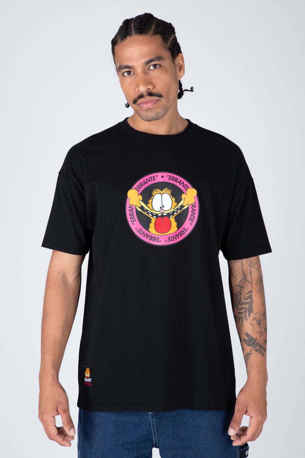 Polera M/C Garfield Sarcastic Negro ERRANTE