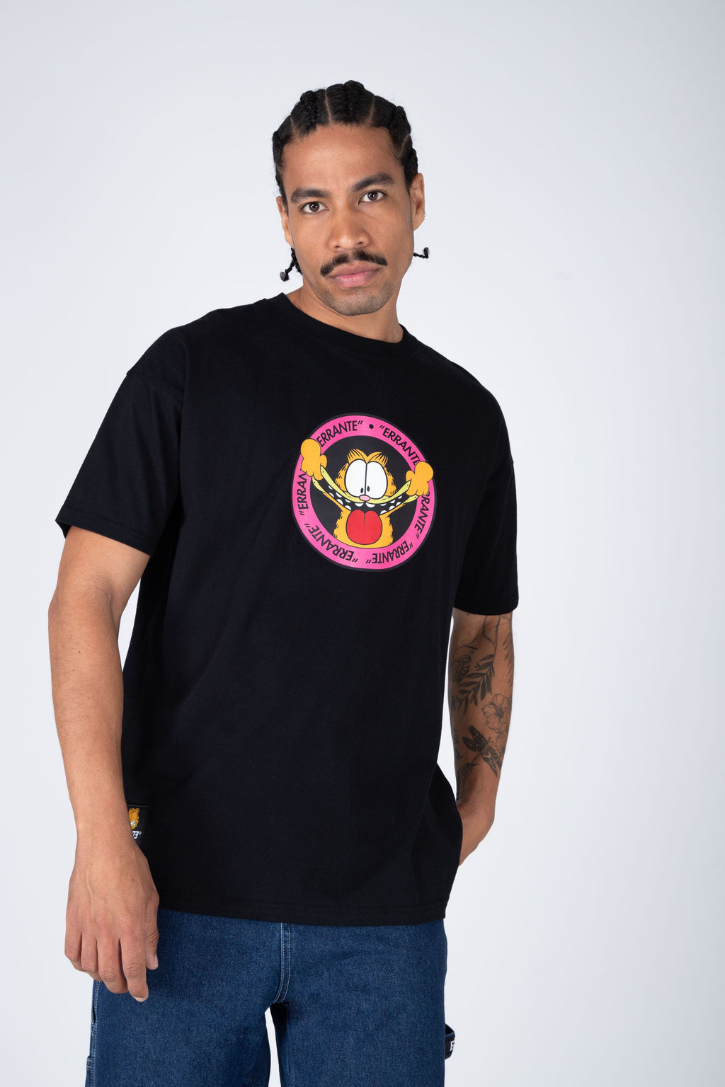 Polera M/C Garfield Sarcastic Negro ERRANTE