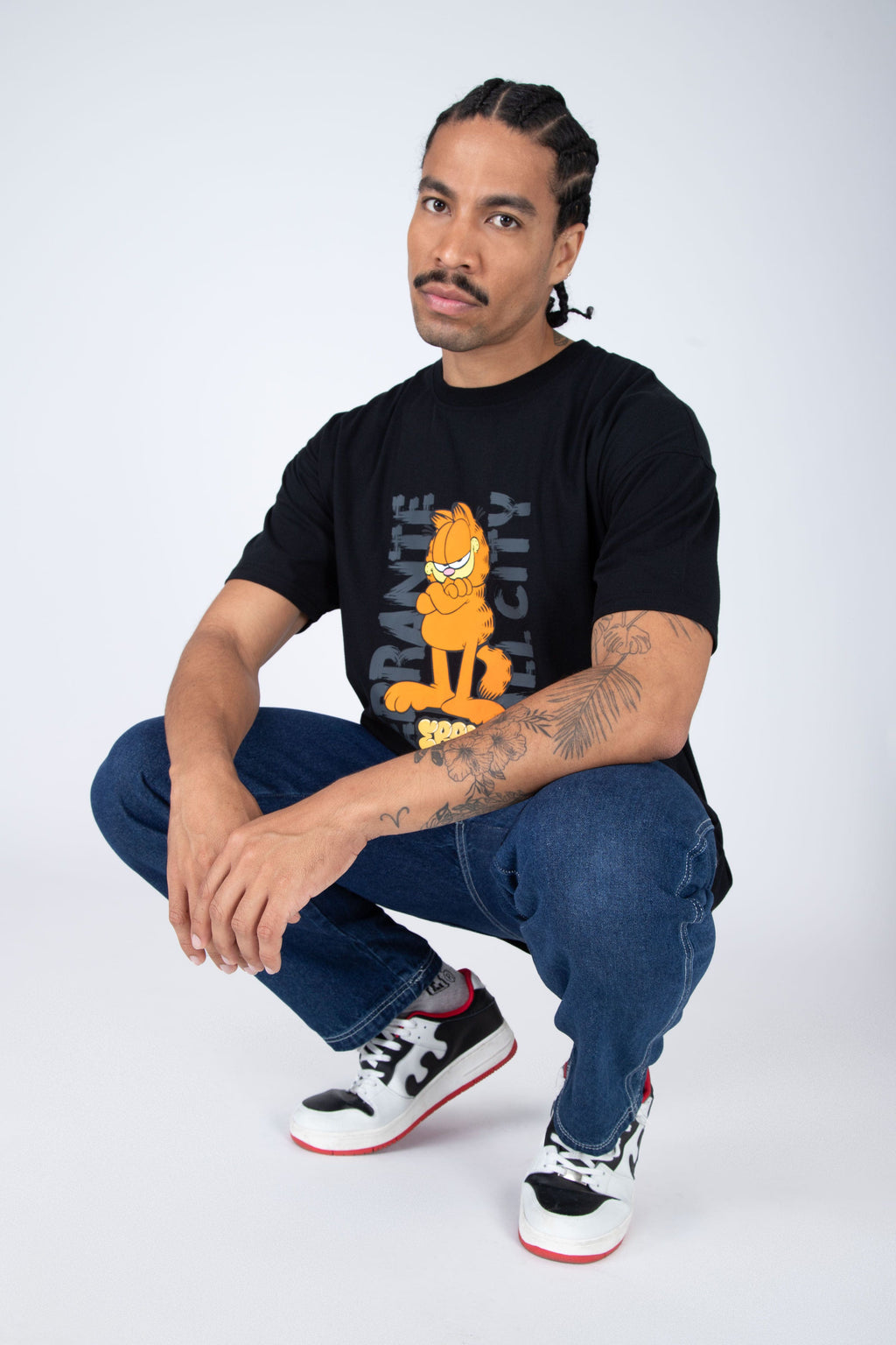 Polera M/C Garfield Street Cat Negro ERRANTE