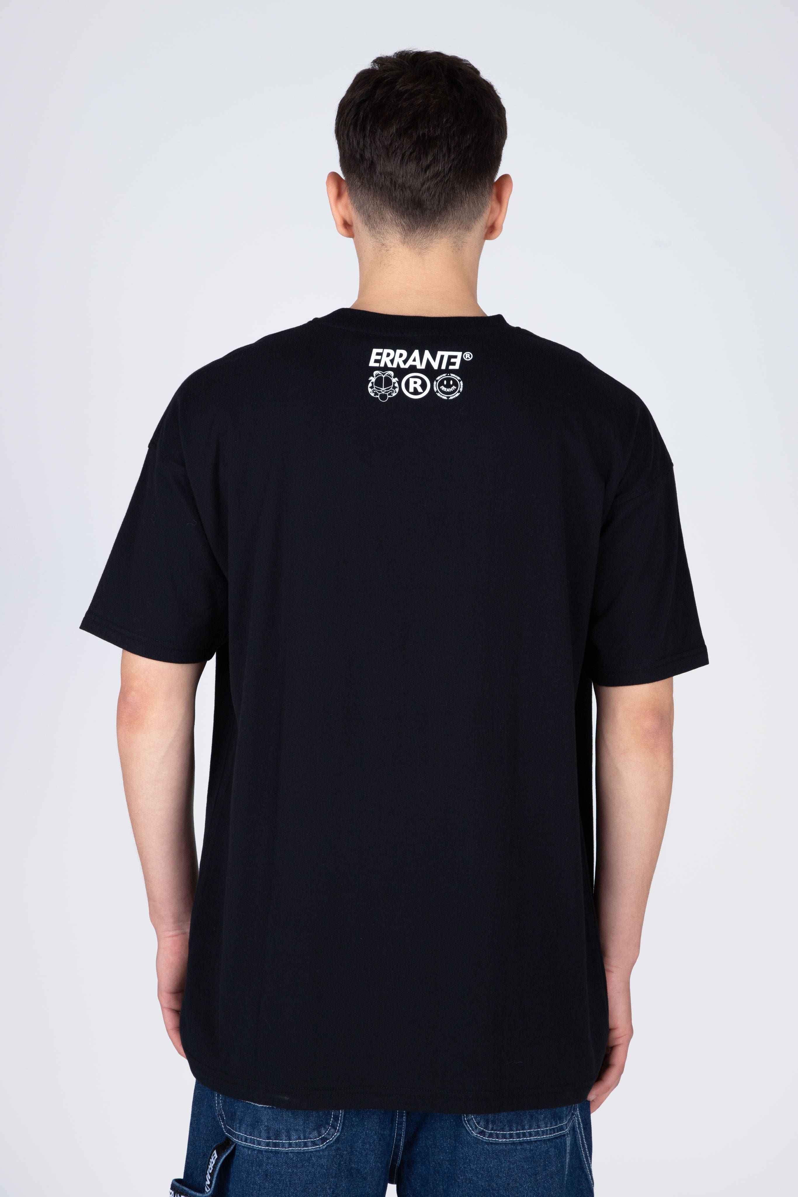 Polera M/C Garfield Eat Me Negro ERRANTE