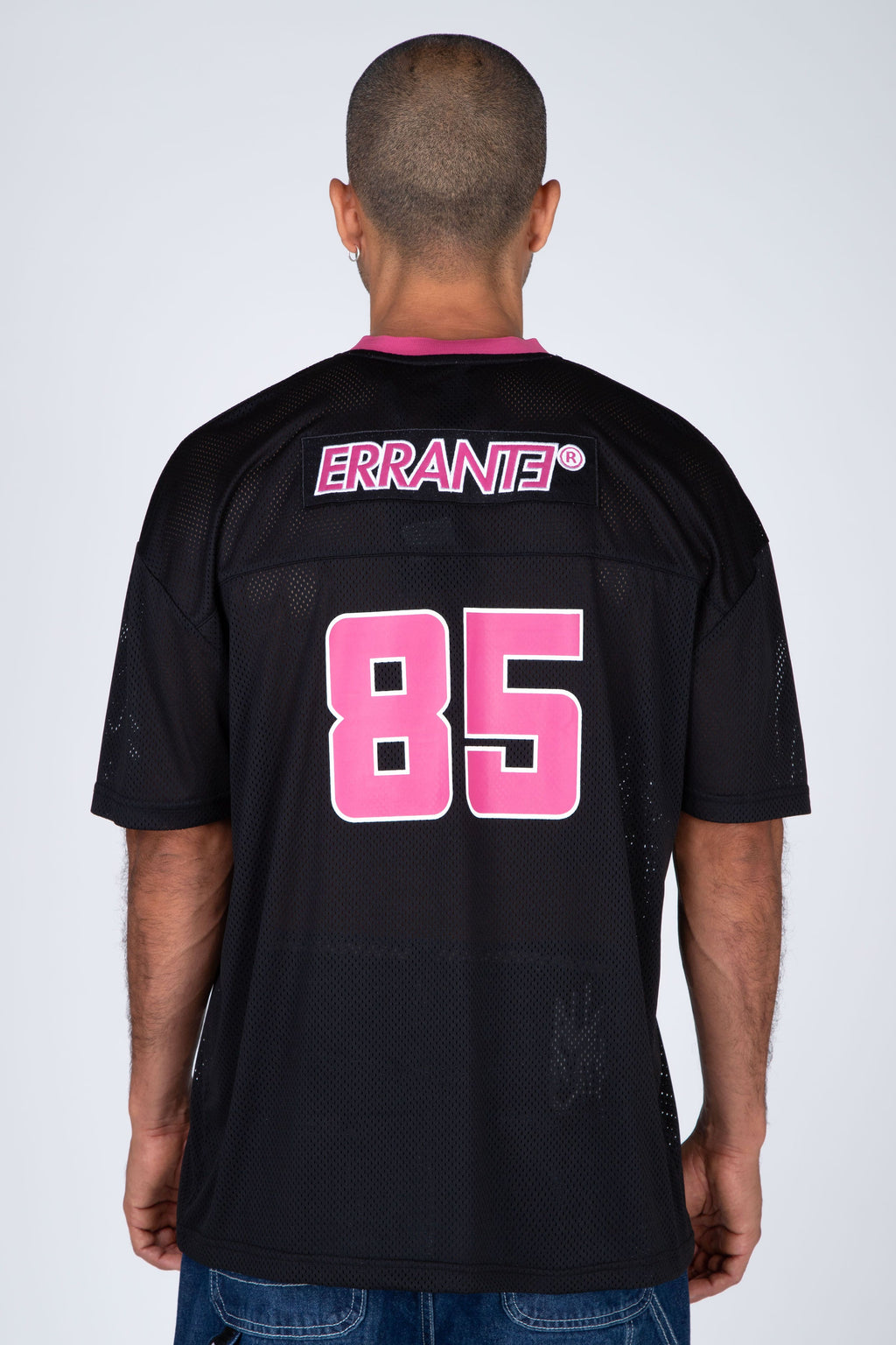 Polera Manga Corta Mesh Off Spring Negro ERRANTE