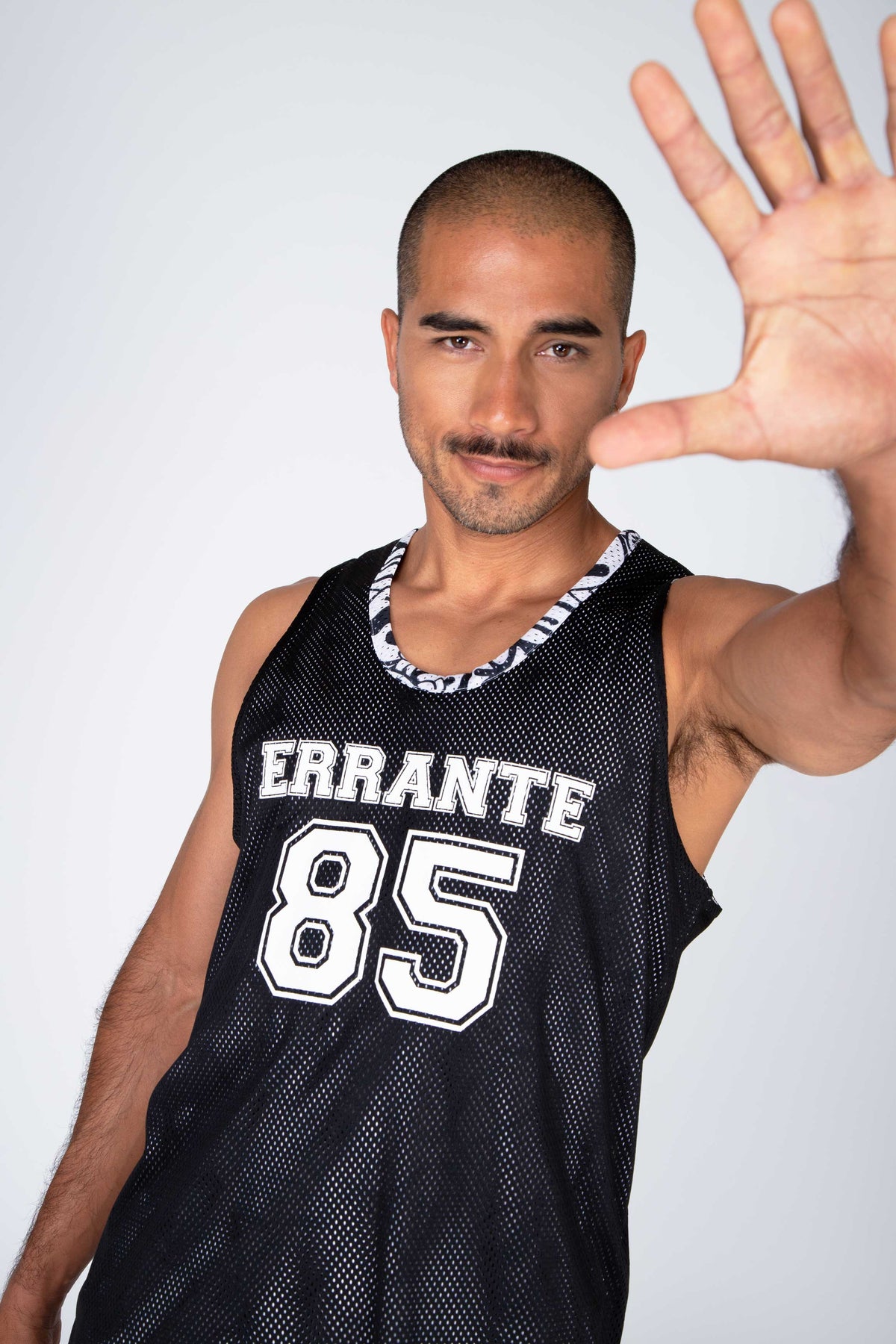 Polera Tank Mesh Reversible Streetwise 85 Negro ERRANTE