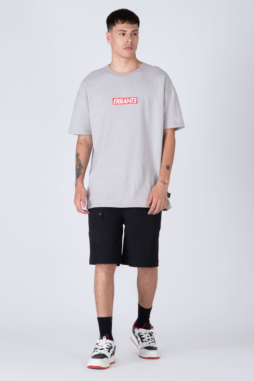 Short Concrete Negro ERRANTE