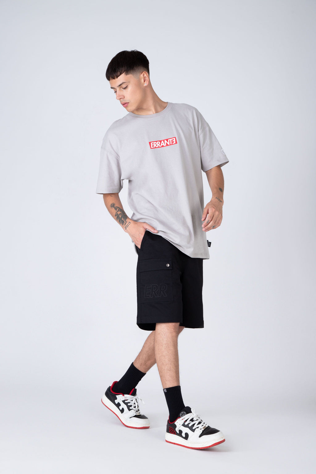 Short Concrete Negro ERRANTE