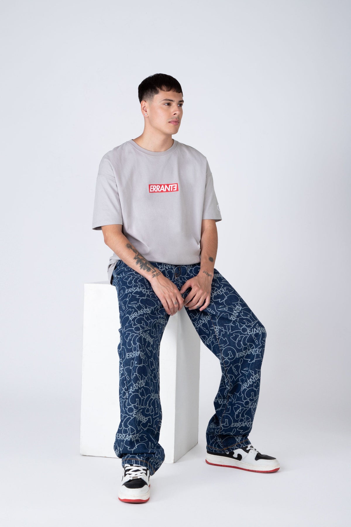 Jeans Denim All Over Azul ERRANTE