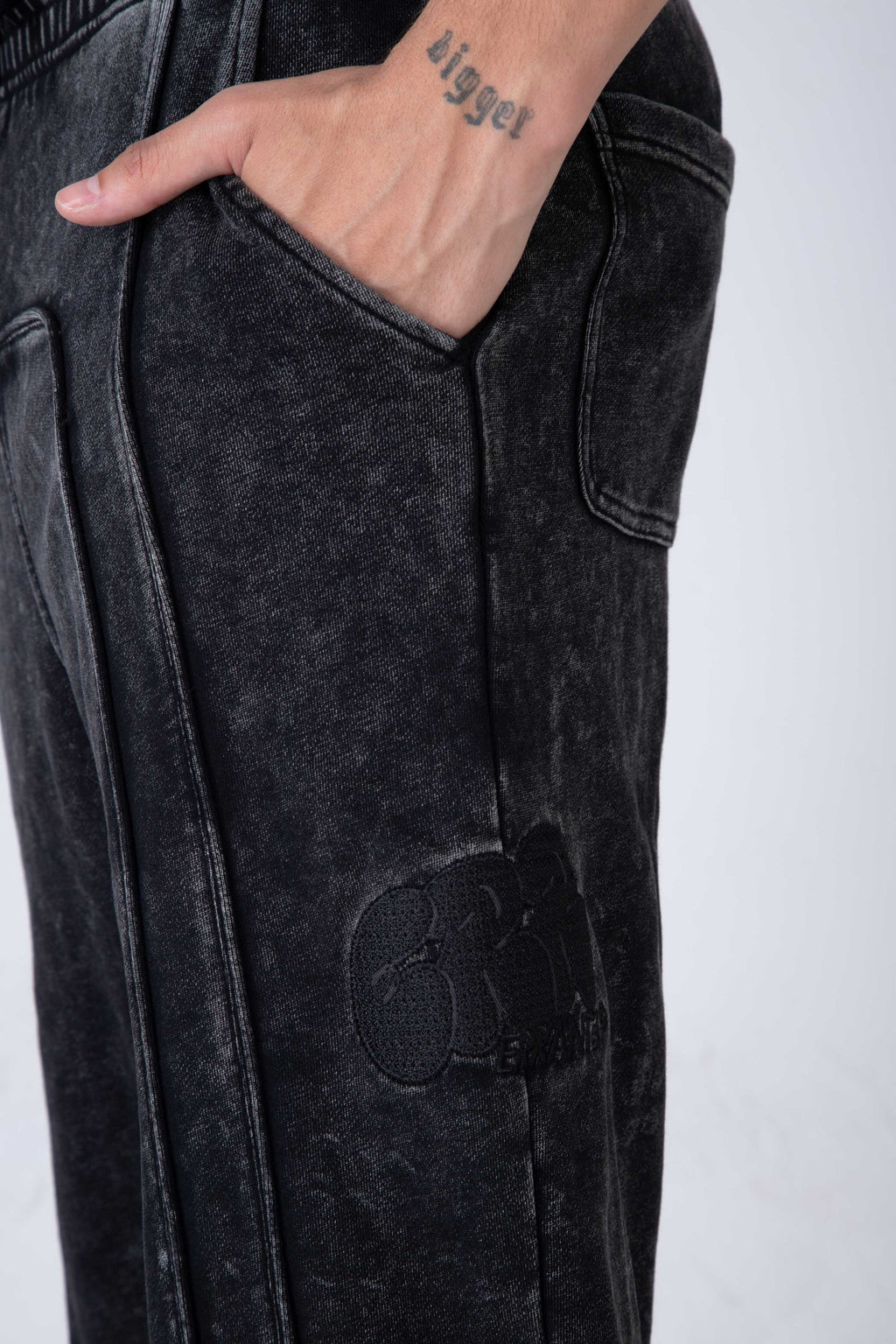 Jogger Choise Negro ERRANTE