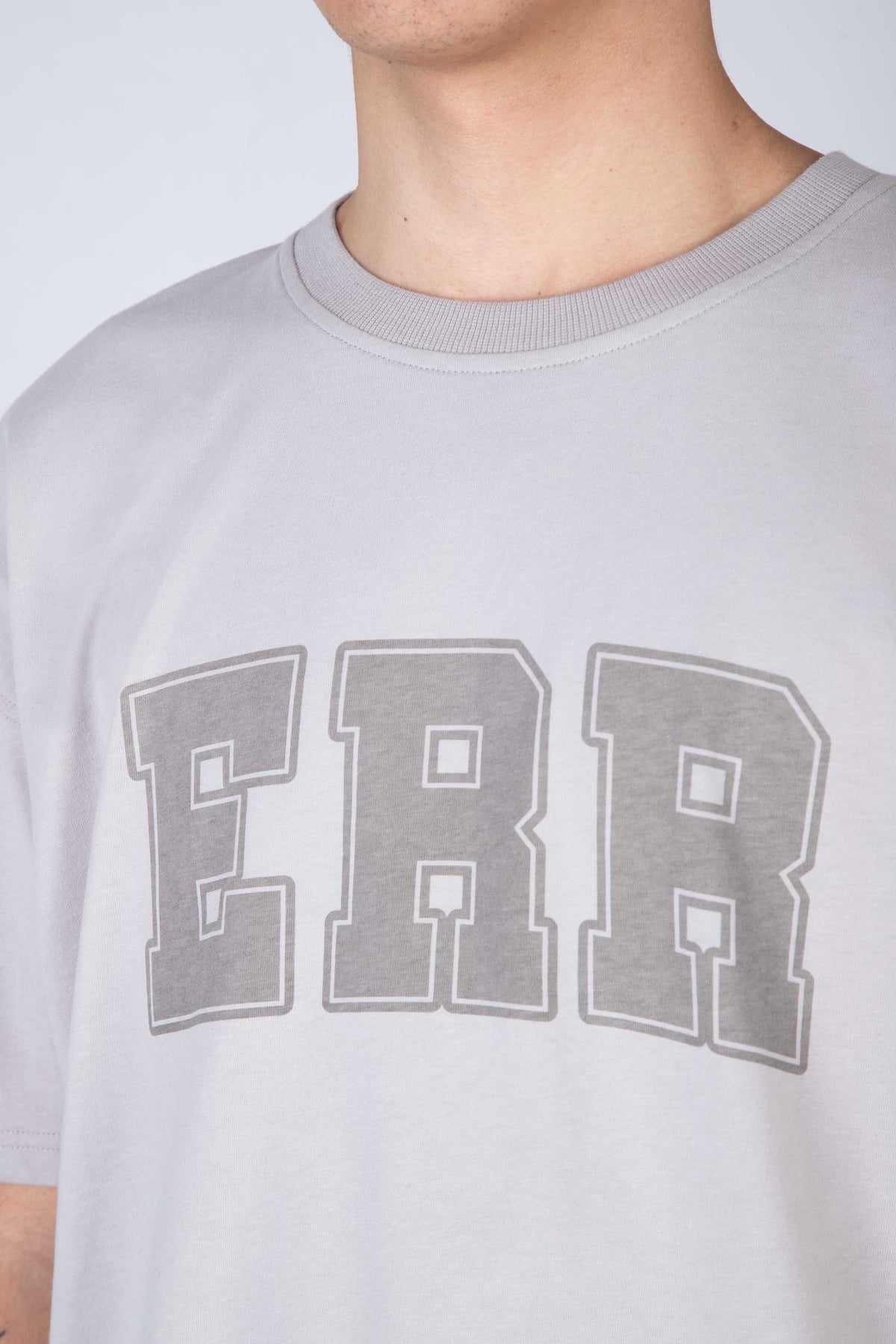 Polera Manga Corta Gant Gris ERRANTE