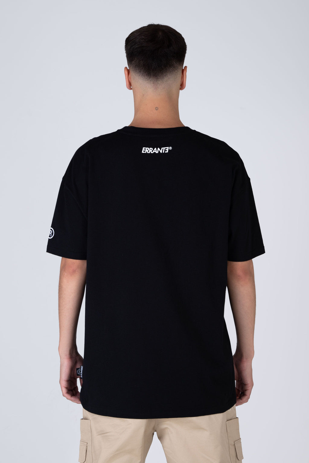 Polera Manga Corta Marble Negro ERRANTE