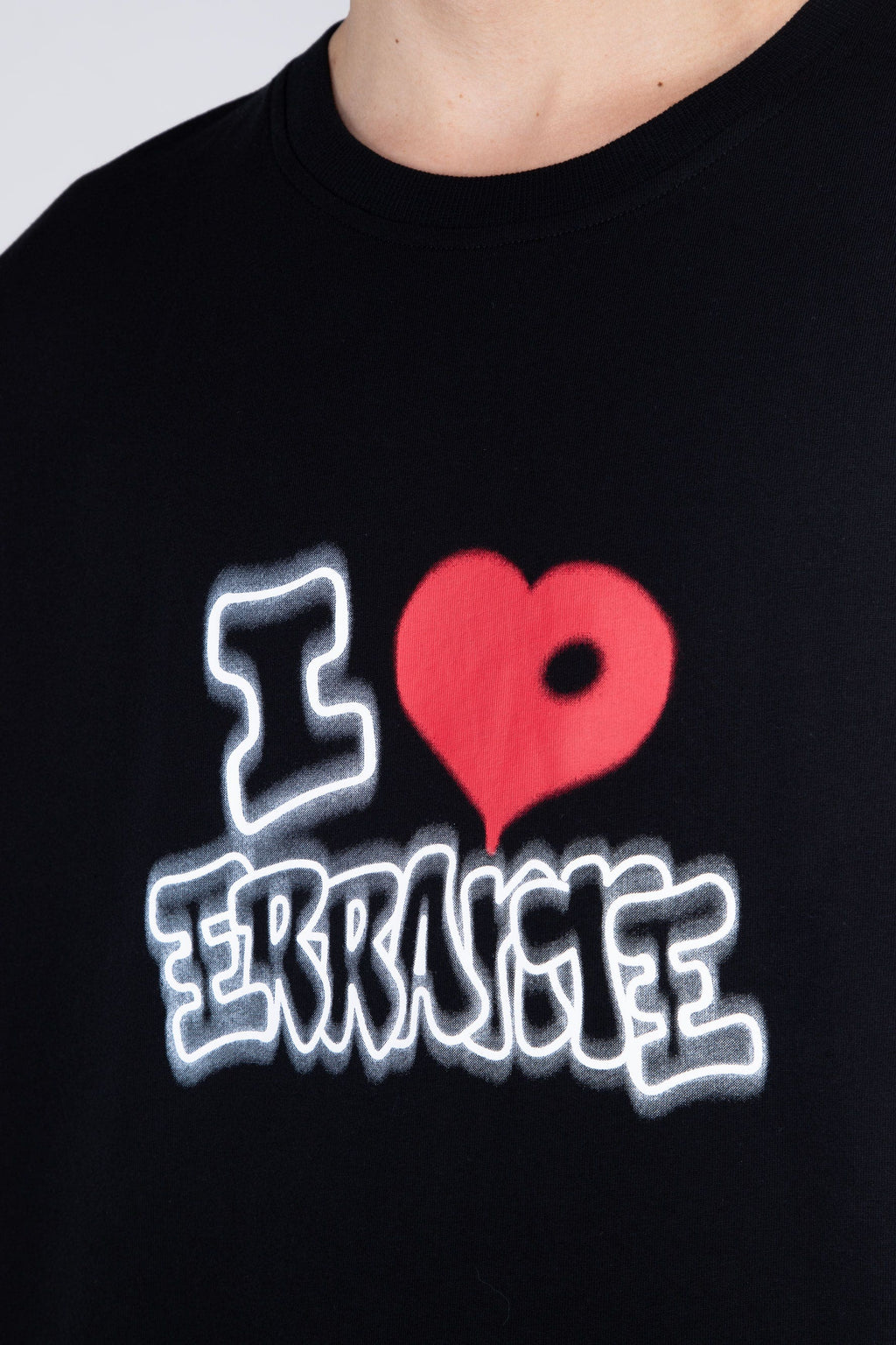 Polera Manga Corta Souvenir Negro ERRANTE
